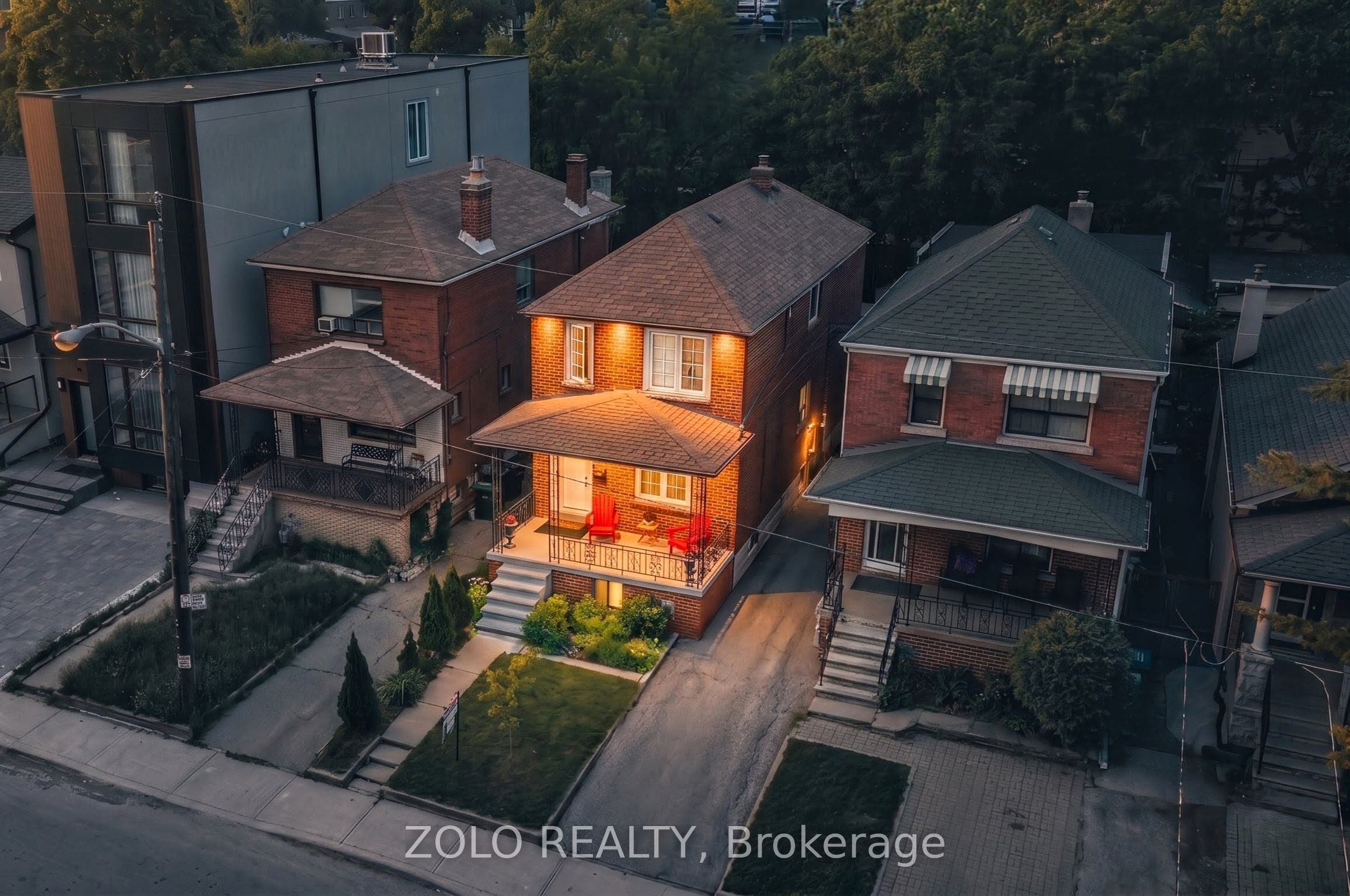 163 Cedric Avenue, Toronto, ON M6C 3X7