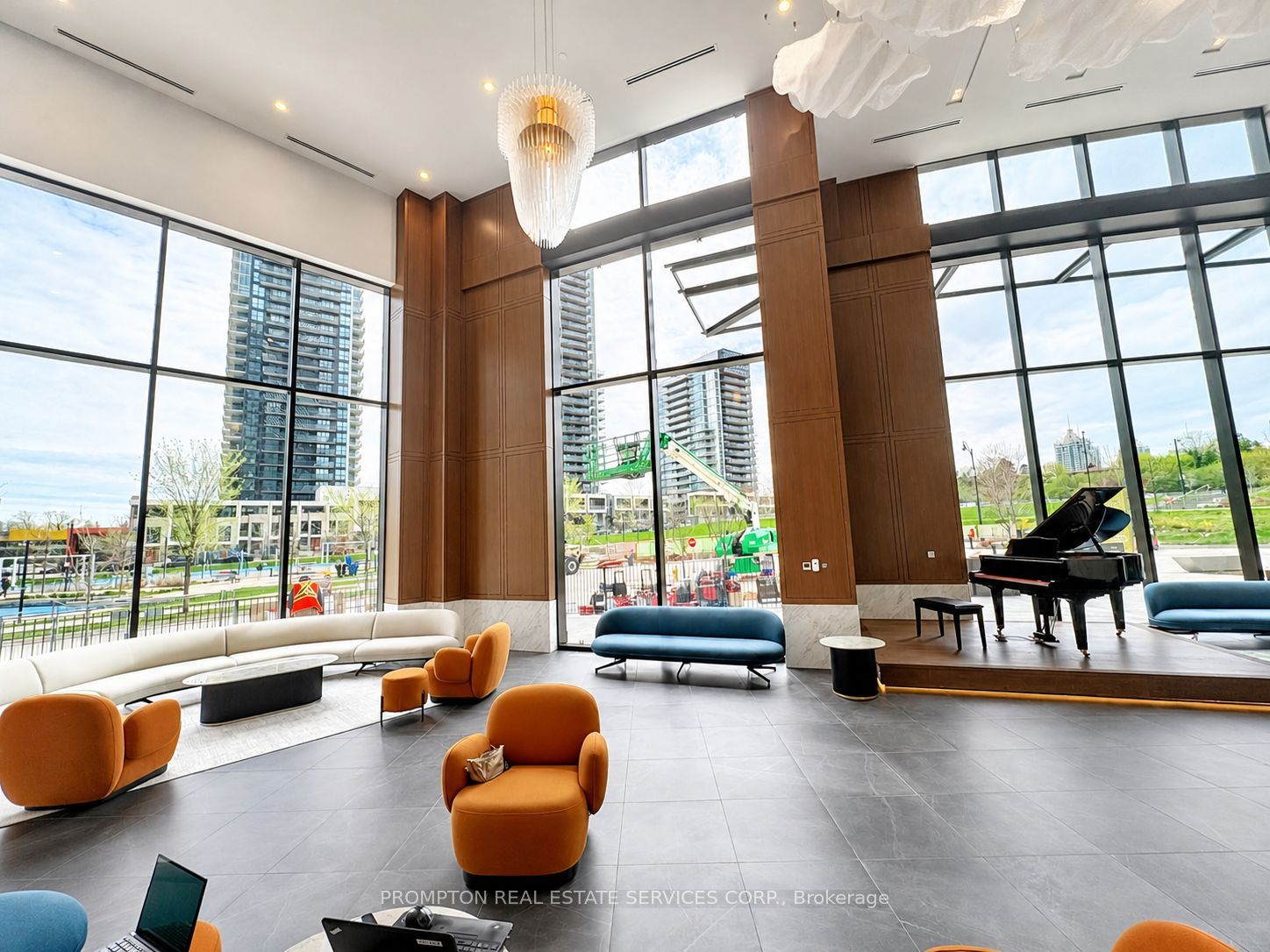 18 Esther Shiner Boulevard 1607, Toronto, ON M2K 0J7