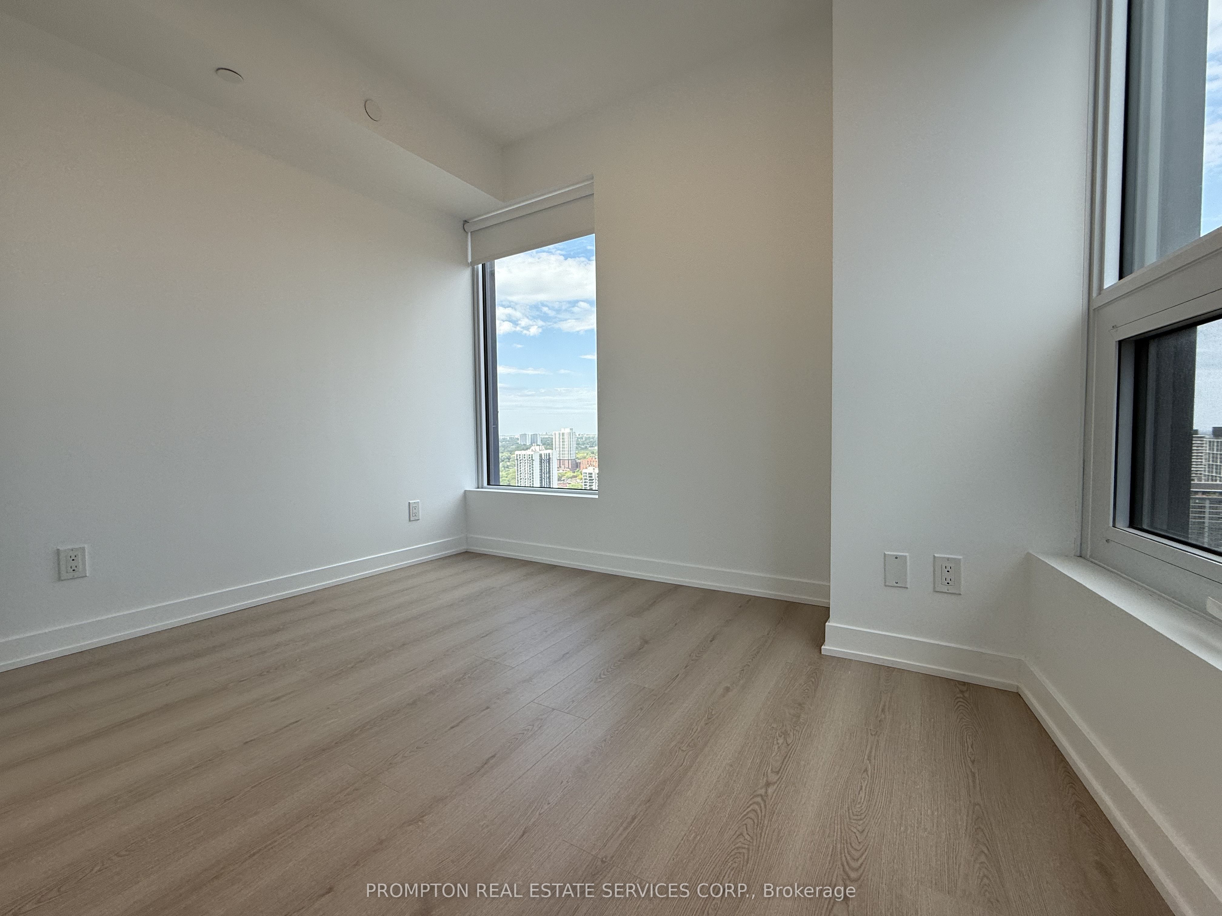 100 Queen Street E 3206, Toronto, ON M5C 0B5 photo 5