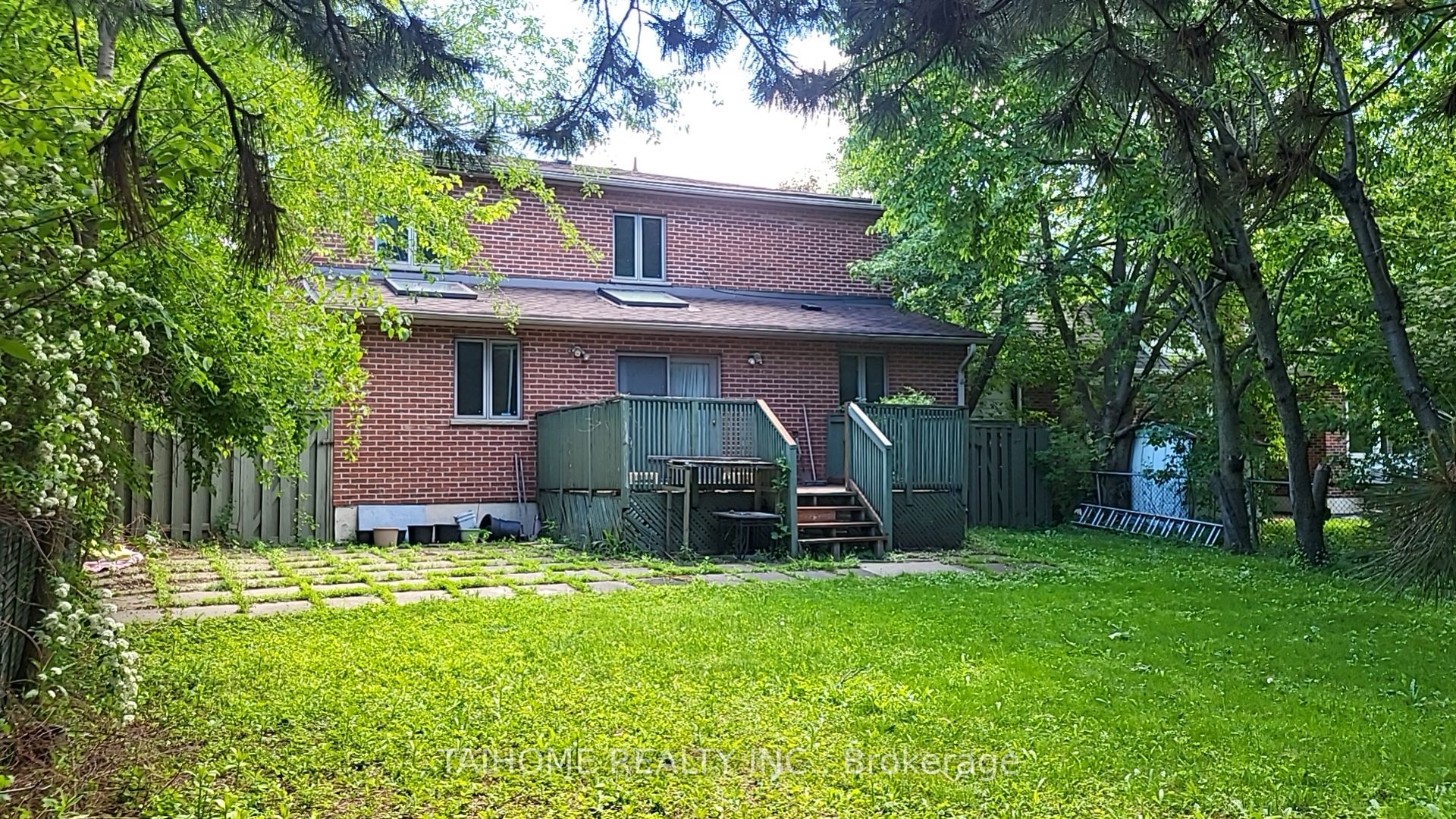 12 Vonda Avenue, Toronto, ON M2N 5E7 photo 5