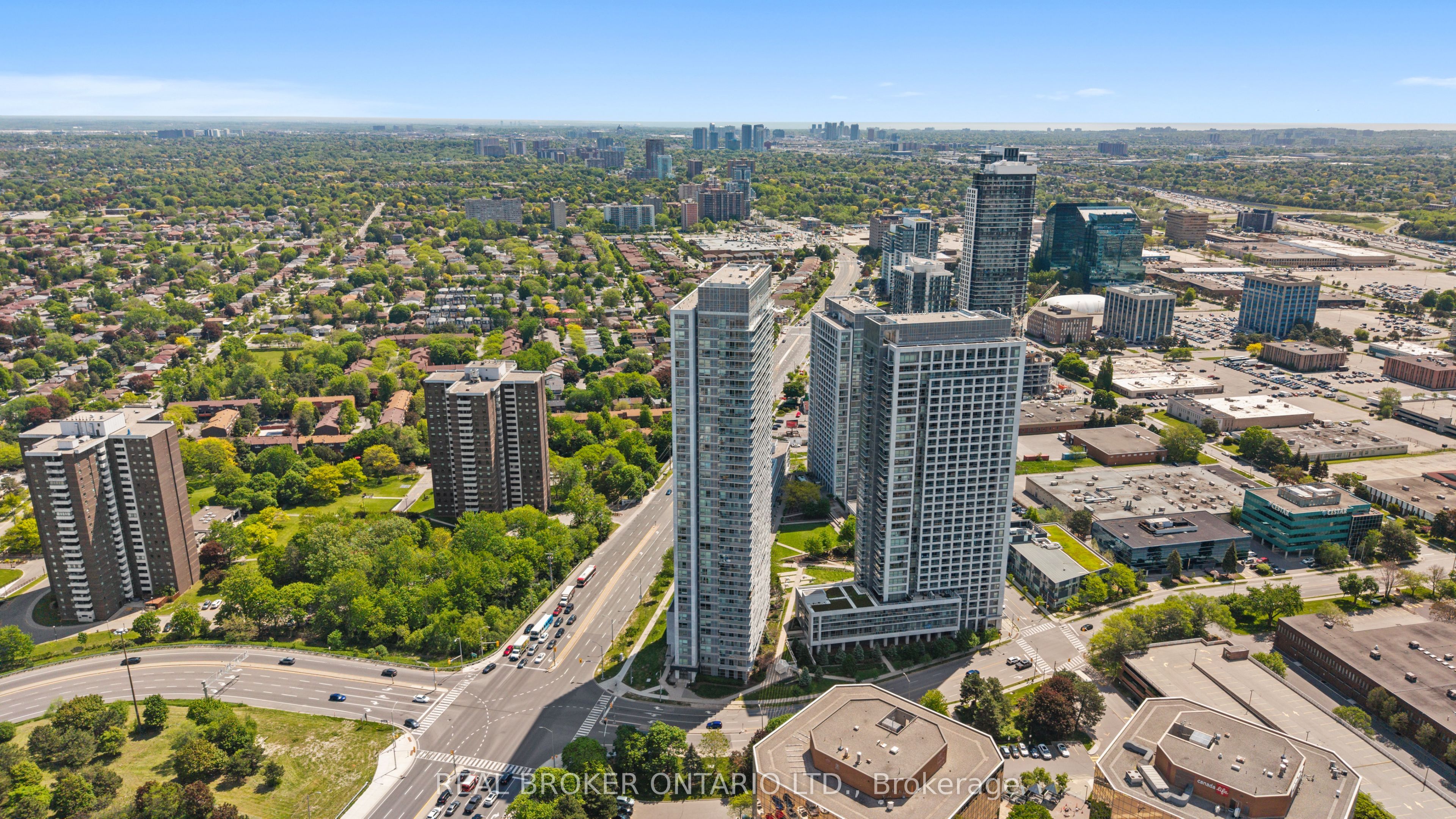 2015 Sheppard Avenue E 3010, Toronto, ON M2J 0B3 photo 2