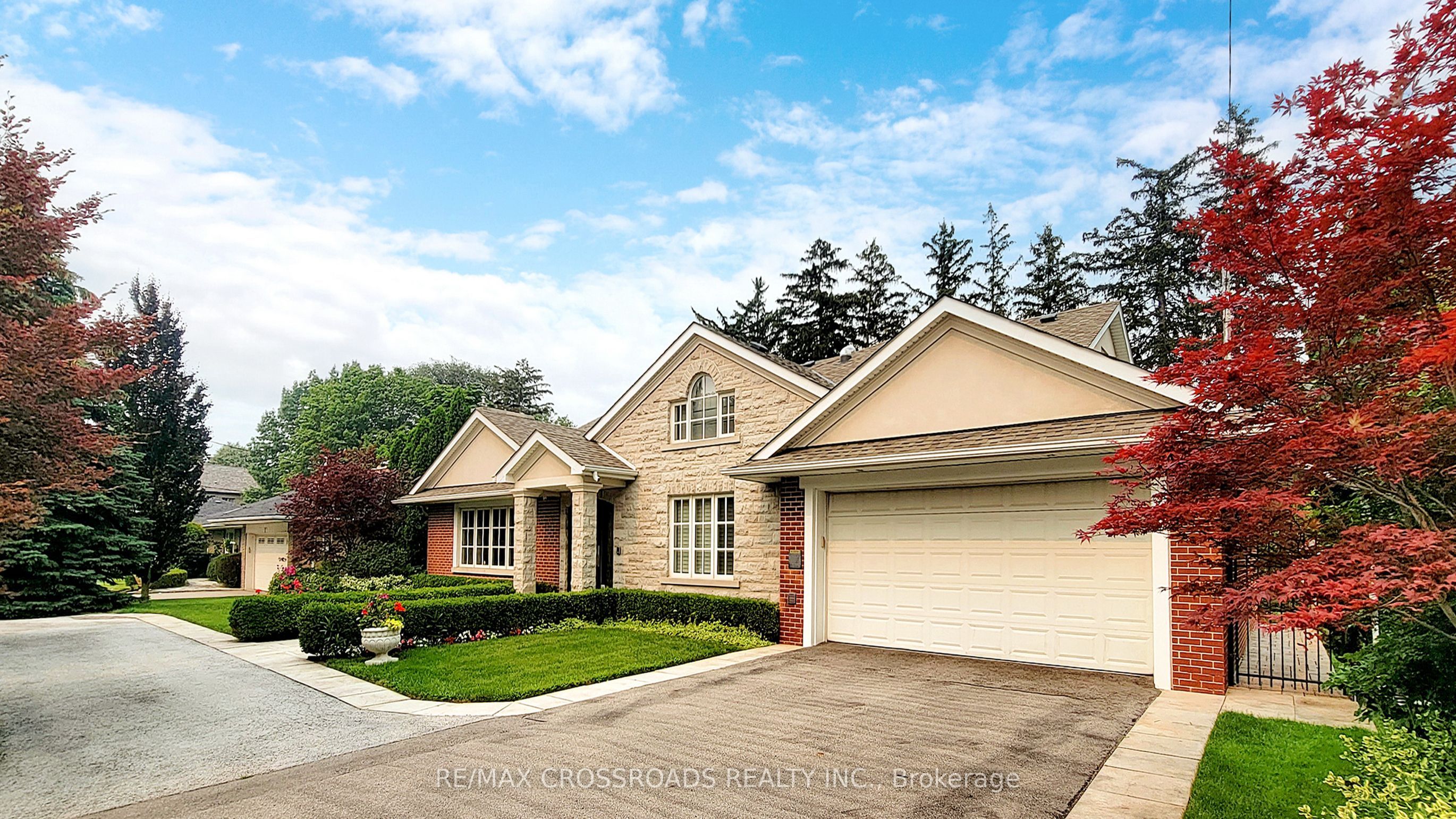9 Daleberry Place, Toronto, ON M3B 2A5 photo 2