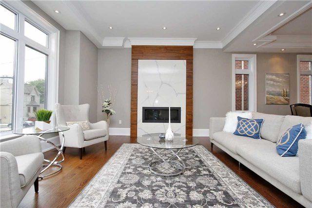 112 Alfred Avenue, Toronto, ON M2N 3H7 photo 2