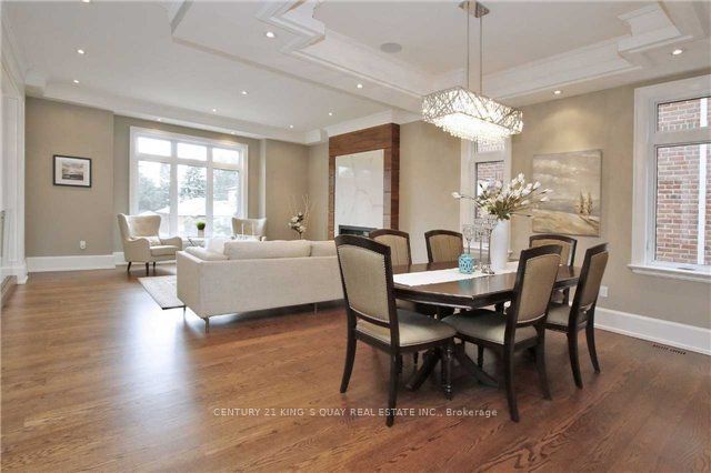 112 Alfred Avenue, Toronto, ON M2N 3H7 photo 3