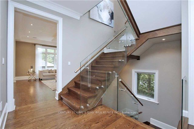 112 Alfred Avenue, Toronto, ON M2N 3H7 photo 4