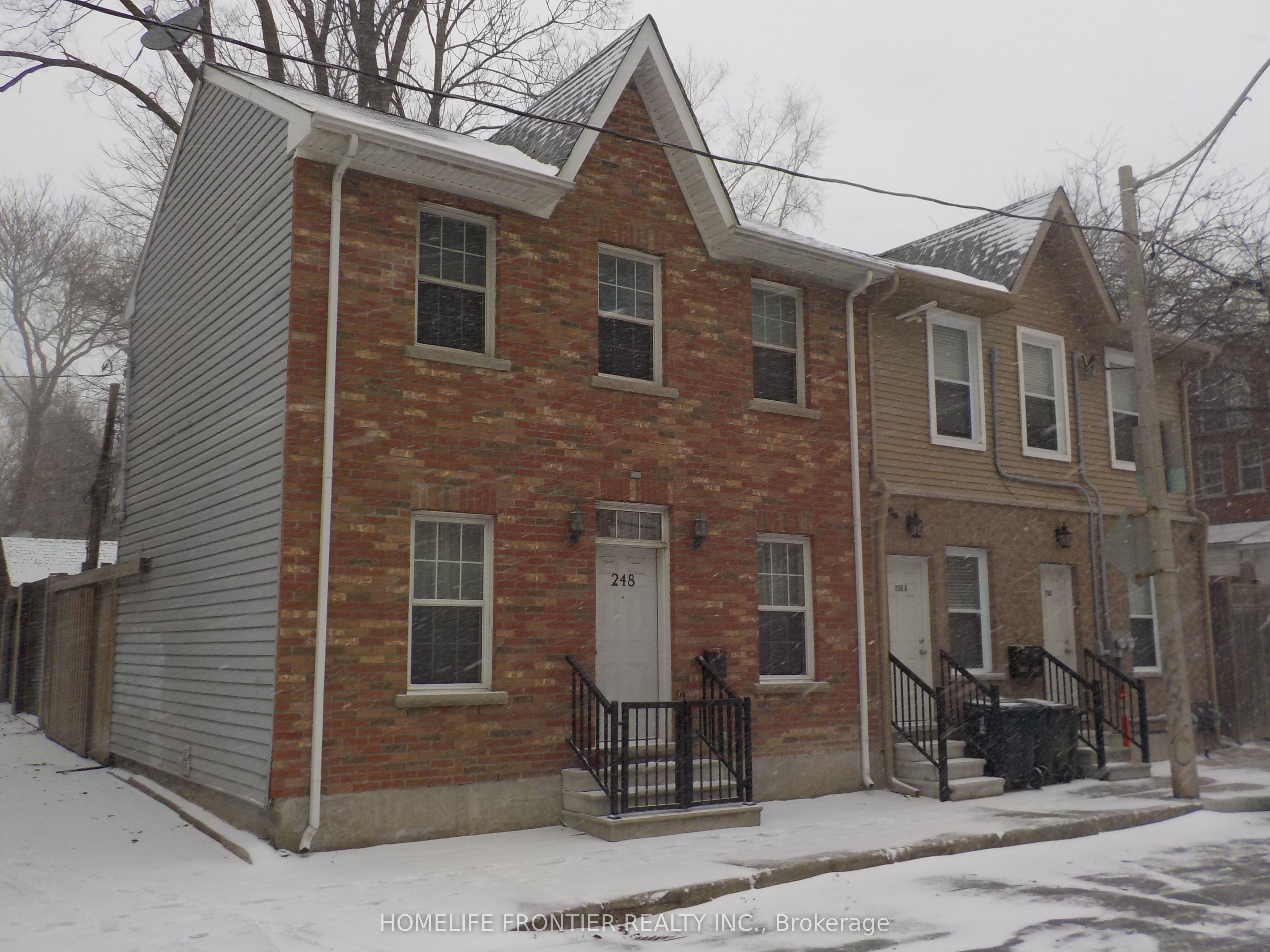 248 Shuter (Basement) Street, Toronto, ON M5A 1W2 photo 3