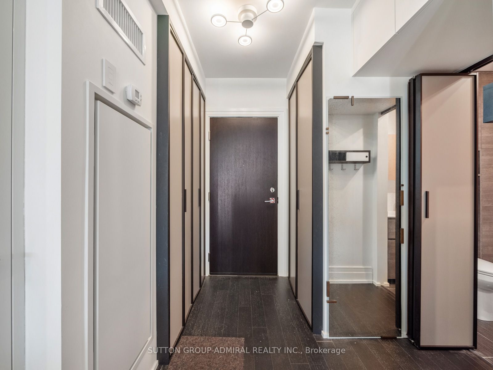 90 Niagara Street 410, Toronto, ON M5V 1C5 photo 3
