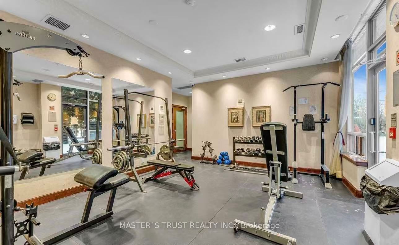 35 SW Finch Avenue E 1211, Toronto, ON M2N 6Z8 photo 4