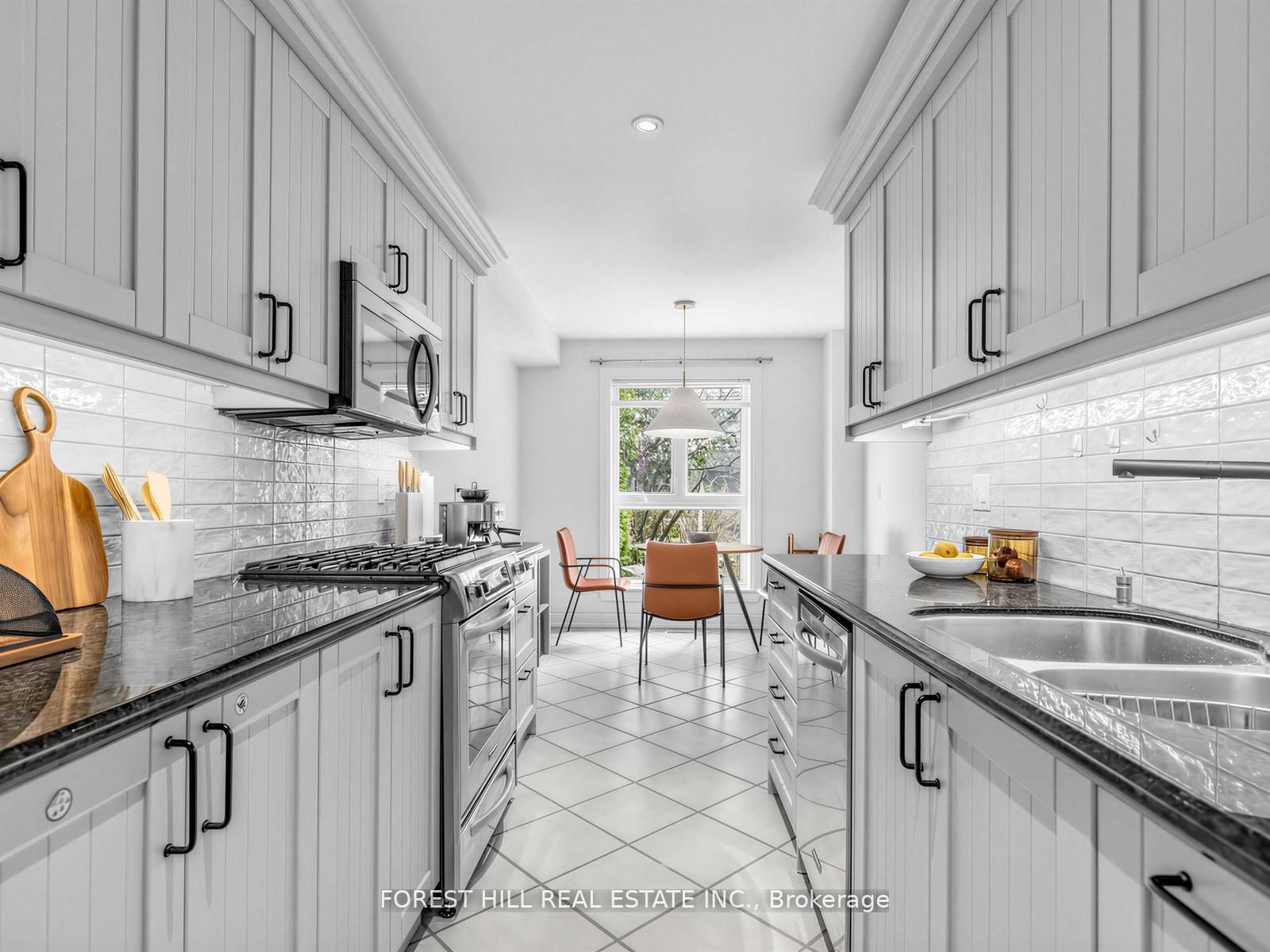 40 Snowshoe Mill Way, Toronto, ON M2L 1T5 photo 5