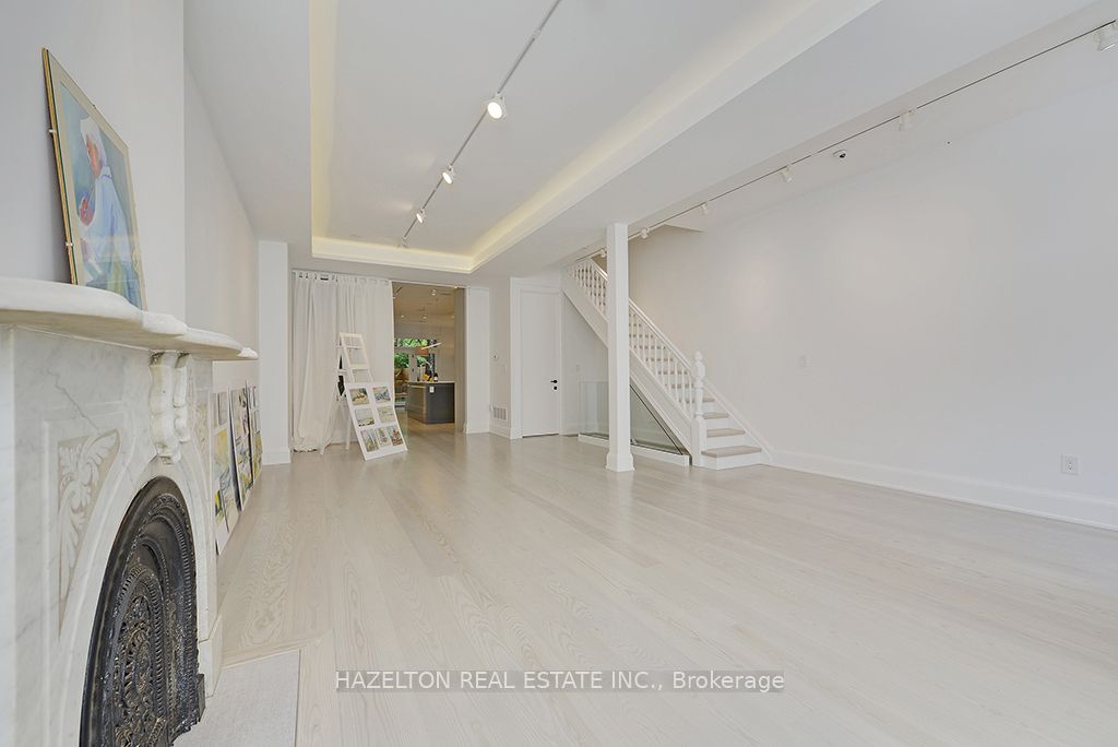 12 Webster Avenue, Toronto, ON M5R 1N7 photo 3