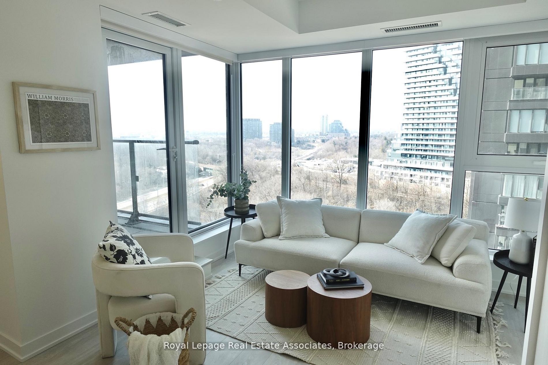 1 Quarrington Lane 1004, Toronto, ON M3C 0S4 photo 5