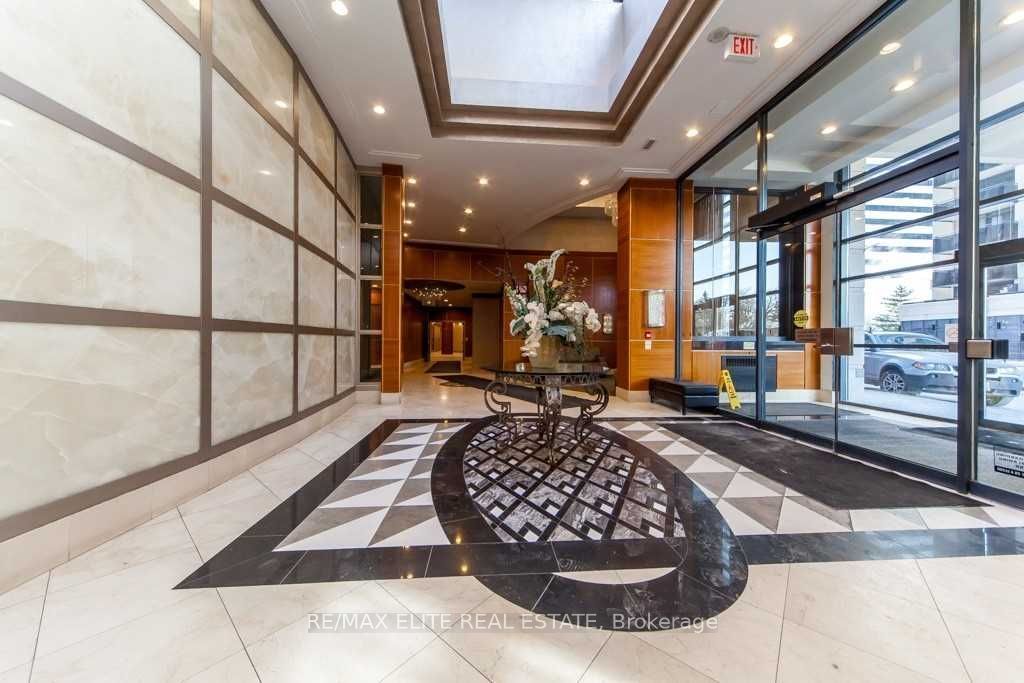 155 Beecroft Road 303, Toronto, ON M2N 7C6 photo 2