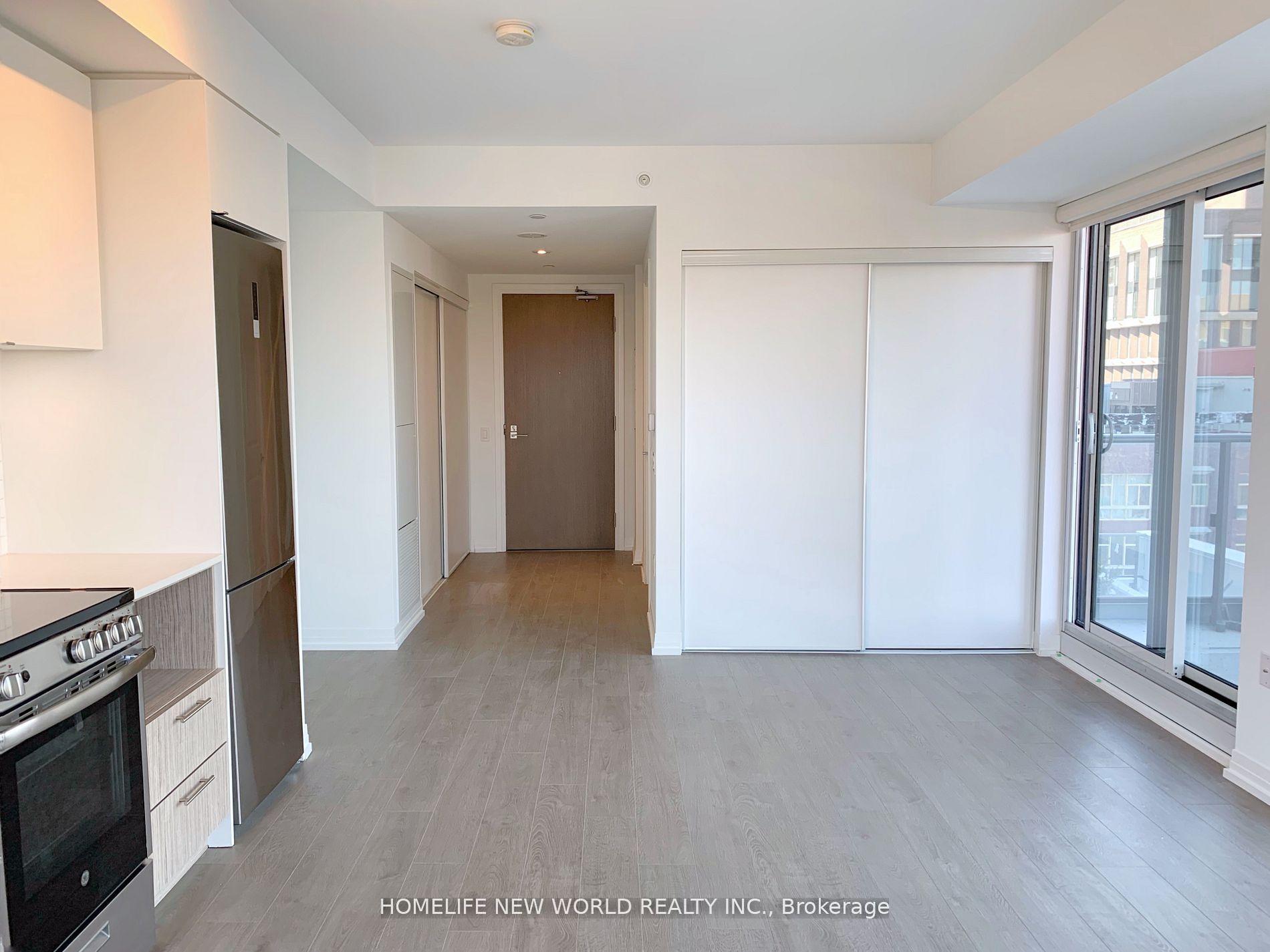 251 Jarvis Street 809, Toronto, ON M5B 2C2 photo 4