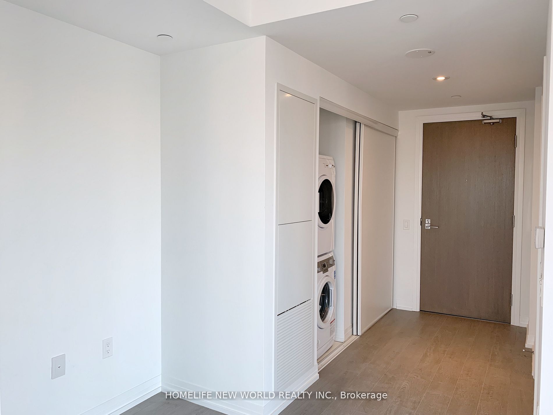 251 Jarvis Street 809, Toronto, ON M5B 2C2 photo 5