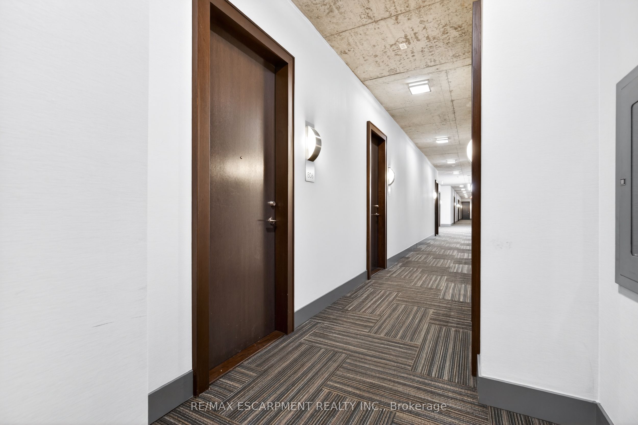 399 Adelaide Street W 806, Toronto, ON M5V 1S1 photo 4