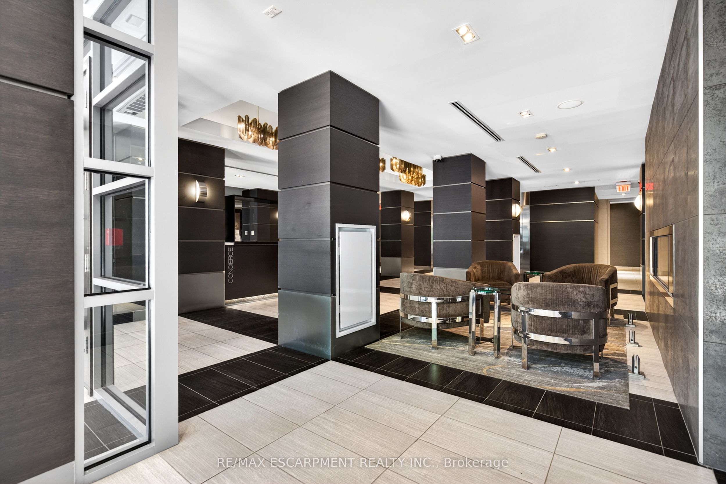 399 Adelaide Street W 806, Toronto, ON M5V 1S1 photo 5