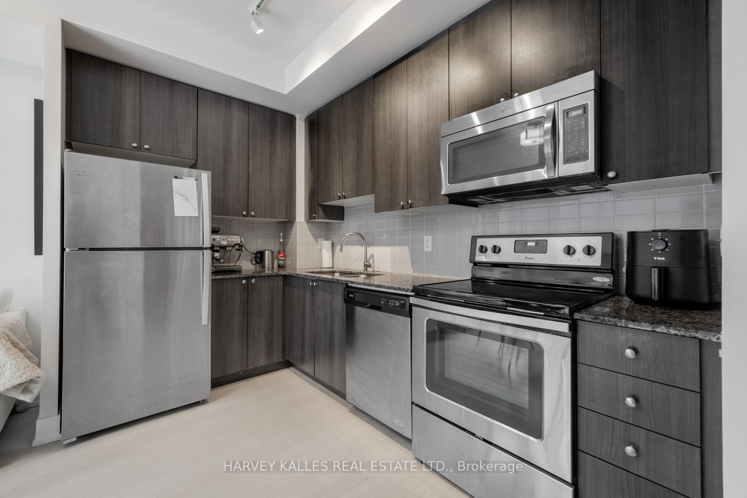 68 Merton Street 202, Toronto, ON M4S 1A1 photo 4
