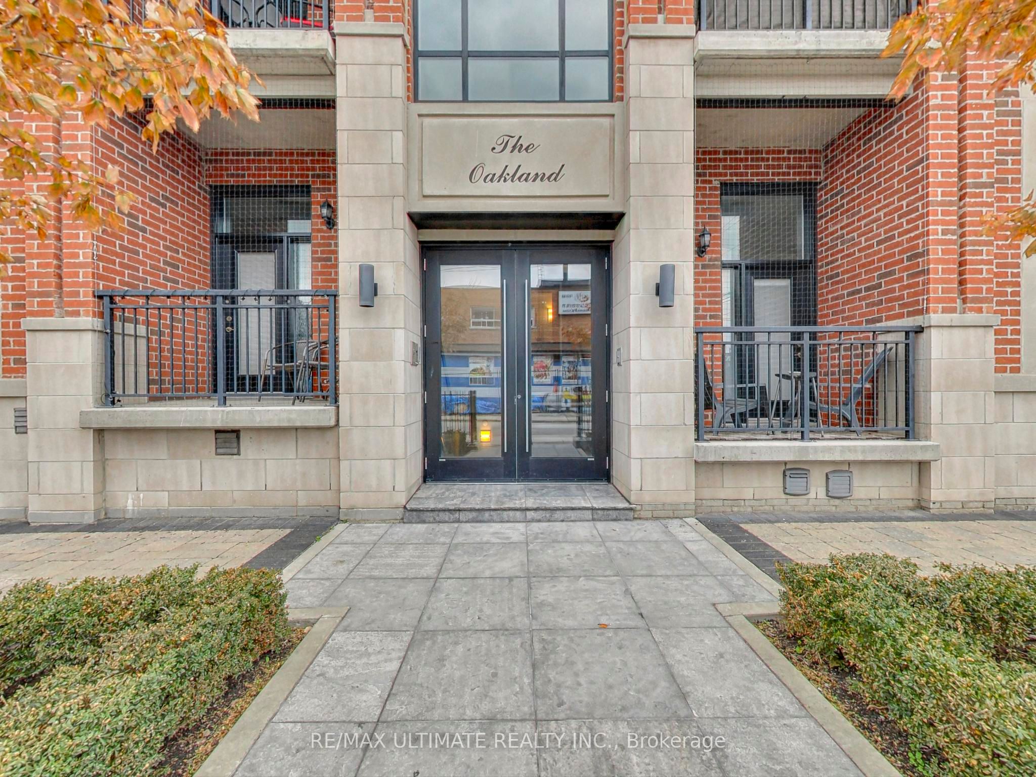458 Oakwood Avenue 502, Toronto, ON M6E 2W6 photo 2