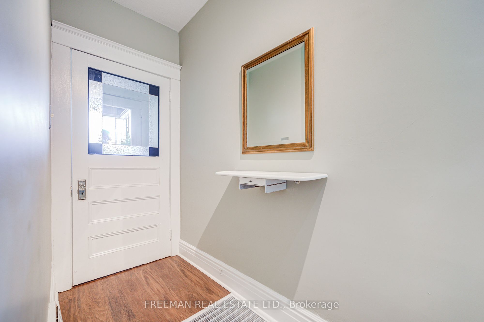 224 Lippincott Street, Toronto, ON M5S 2P5 photo 5