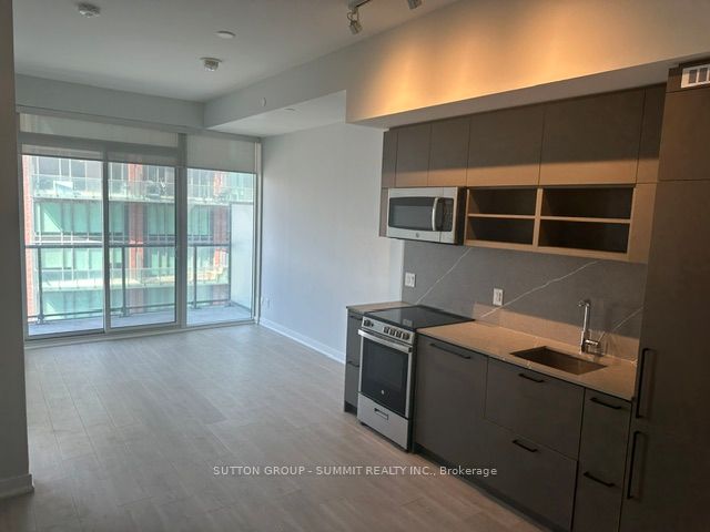 135 East Liberty Street 1507, Toronto, ON M6K 0G7 photo 4