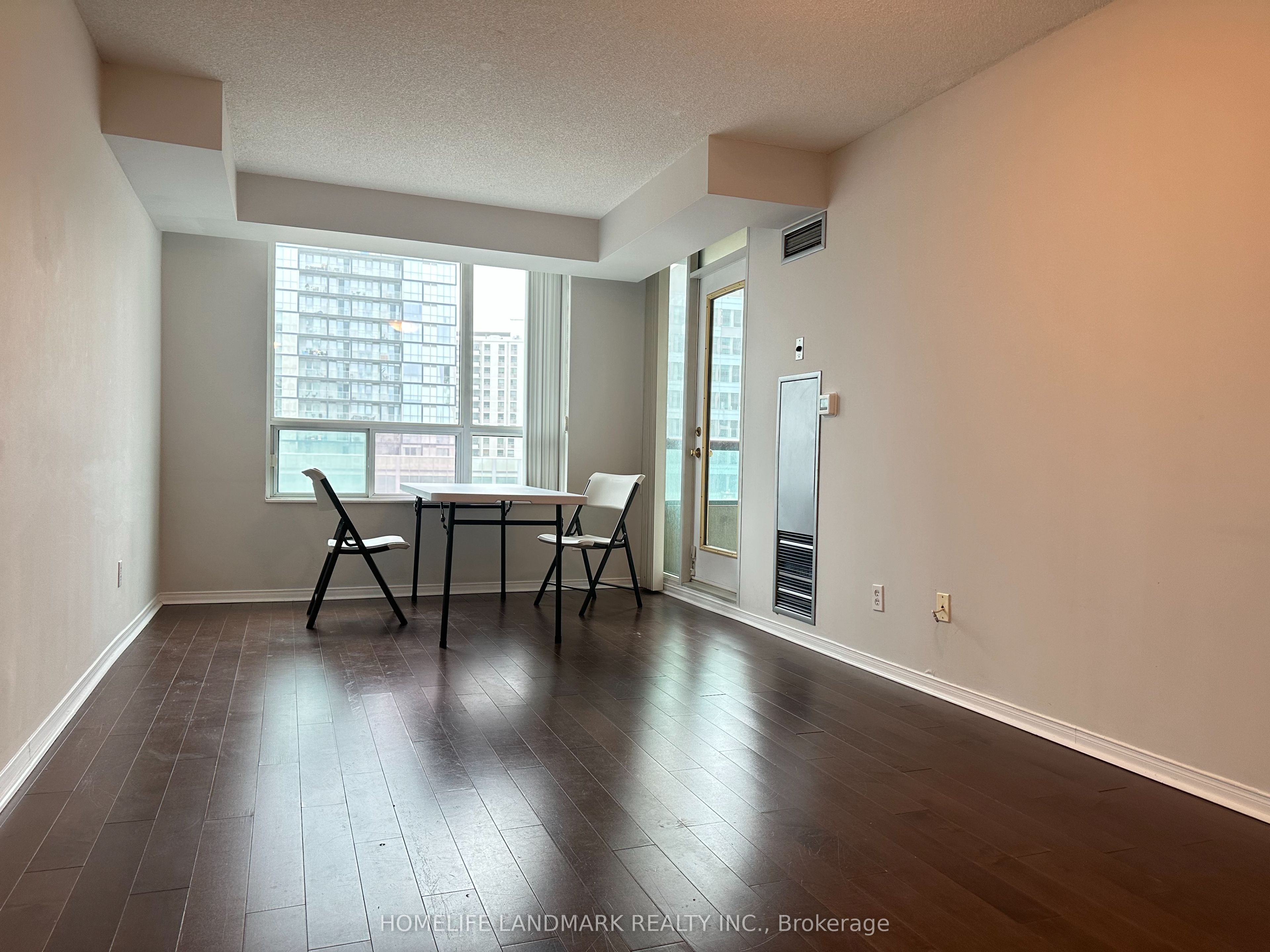 238 Doris Avenue 1011, Toronto, ON M2N 6W1 photo 2