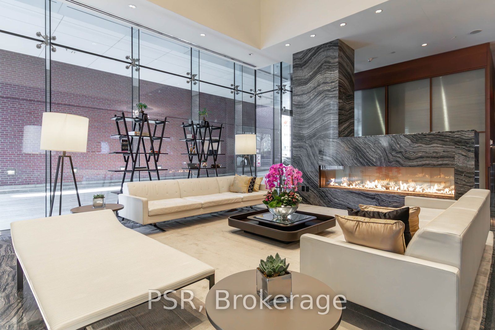 180 University Avenue 5003, Toronto, ON M5H 0A2 photo 4