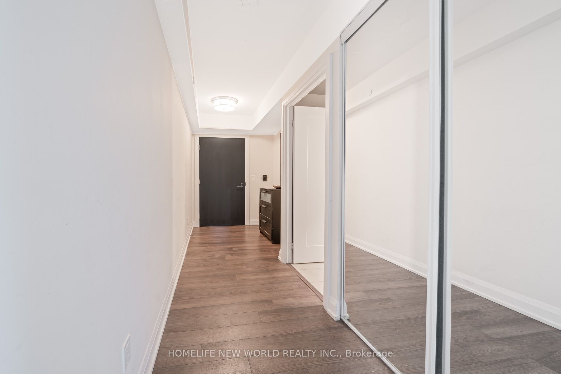 18 Graydon Hall Drive 809, Toronto, ON M3A 0A4 photo 5