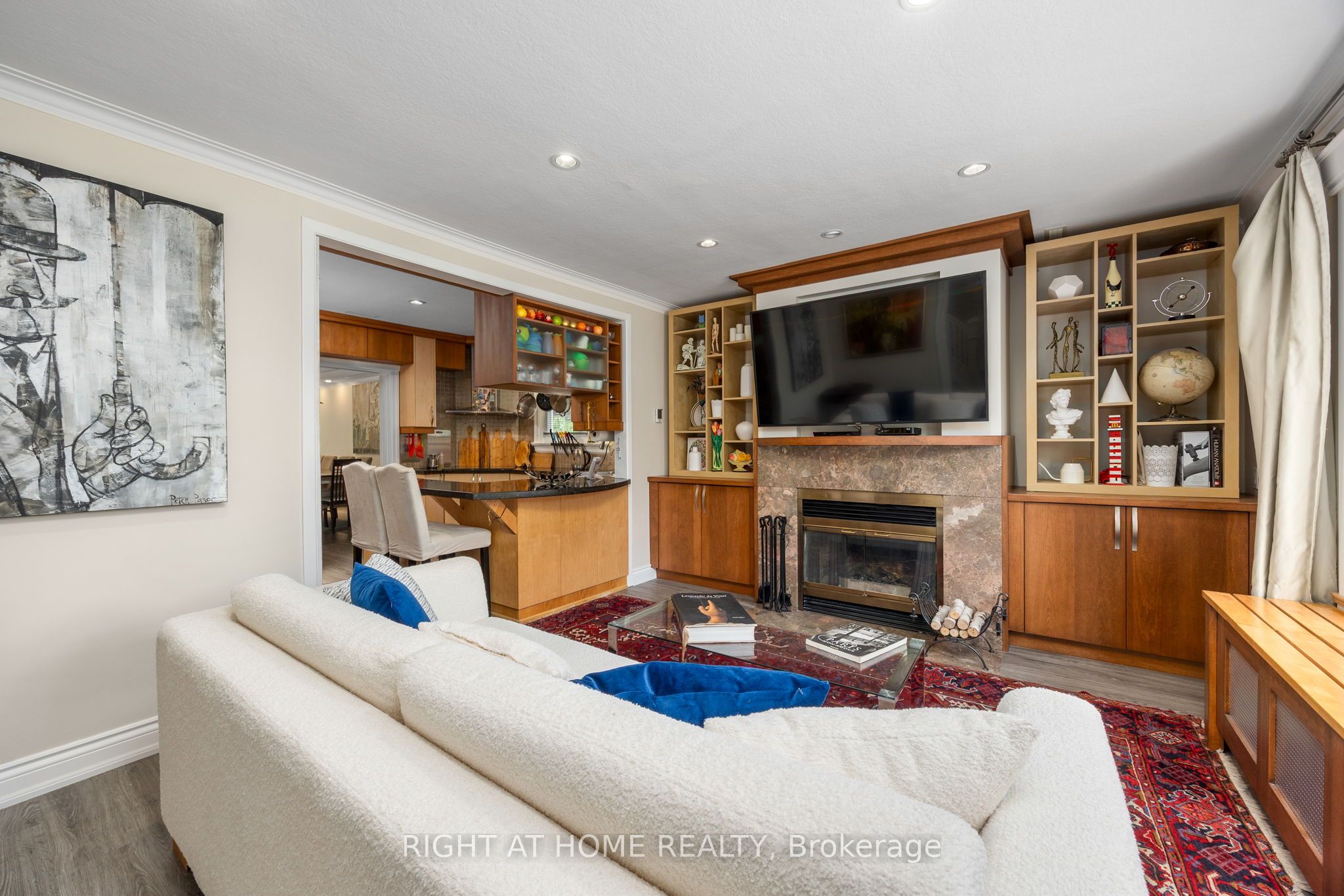 107 Otter Crescent, Toronto, ON M5N 2W9 photo 5