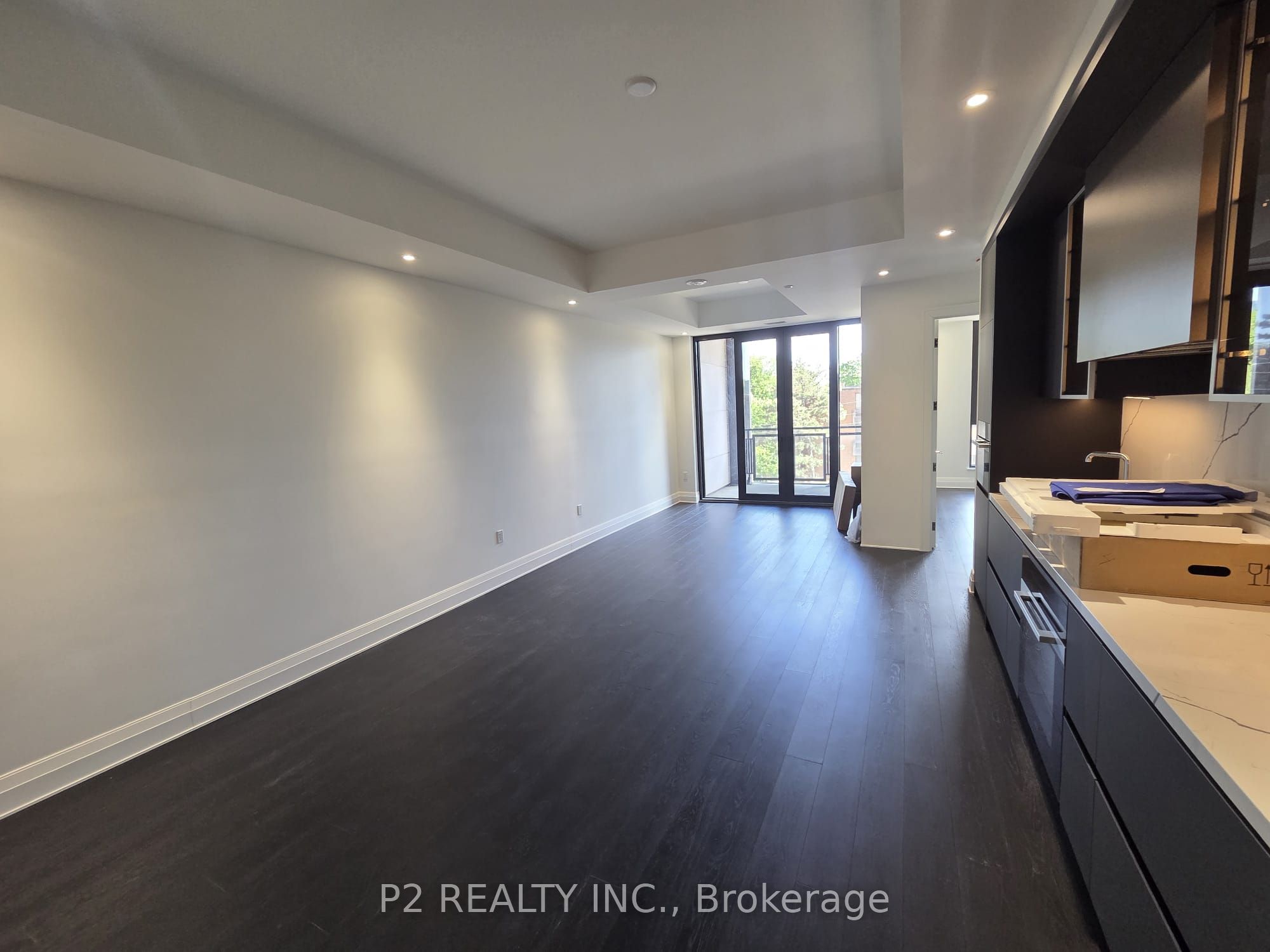 2 Forest Hill Road 406, Toronto, ON M4V 2L3 photo 4