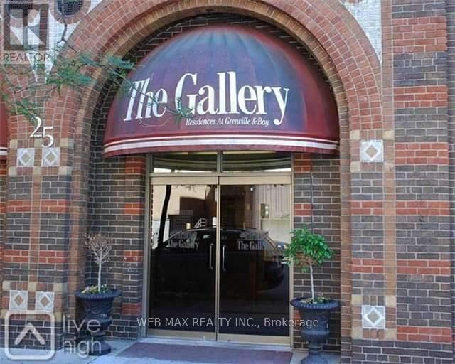 25 Grenville Street 1808, Toronto, ON M4Y 2X5 photo 2