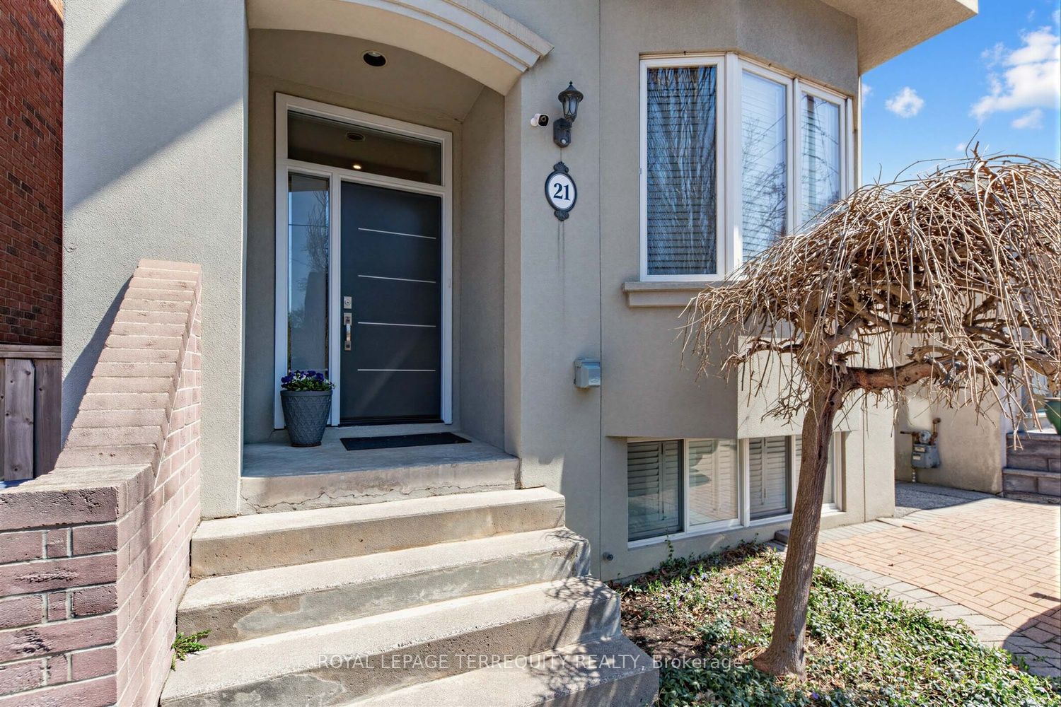 21 Hadley Road, Toronto, ON M4S 2N8 photo 2