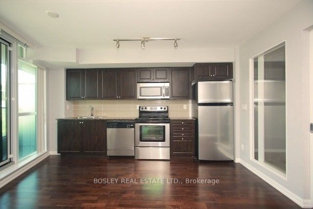 209 Fort York Boulevard 468, Toronto, ON M5V 4A1 photo 5