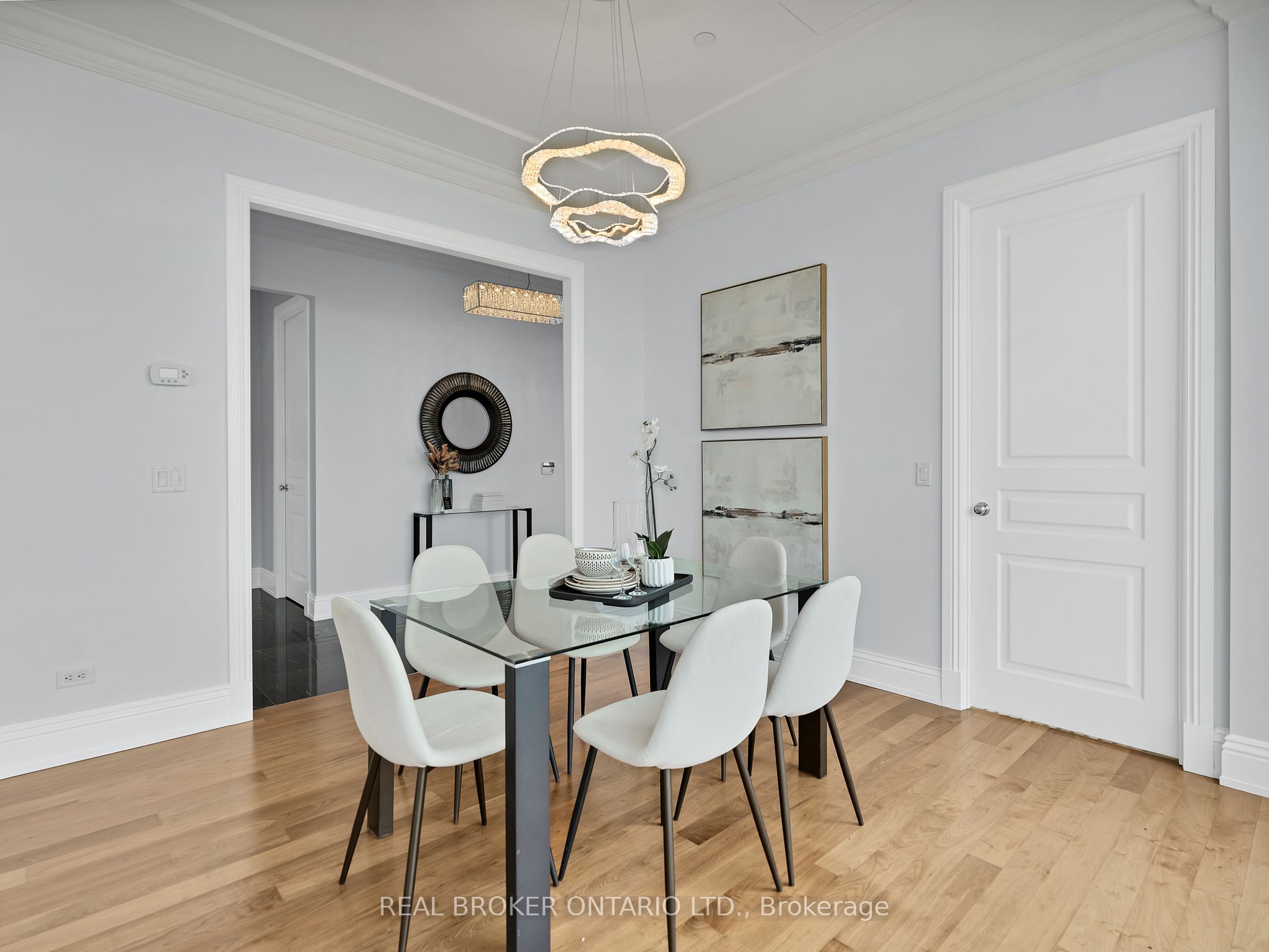 183 Wellington Street W 3803, Toronto, ON M5V 0A1 photo 2