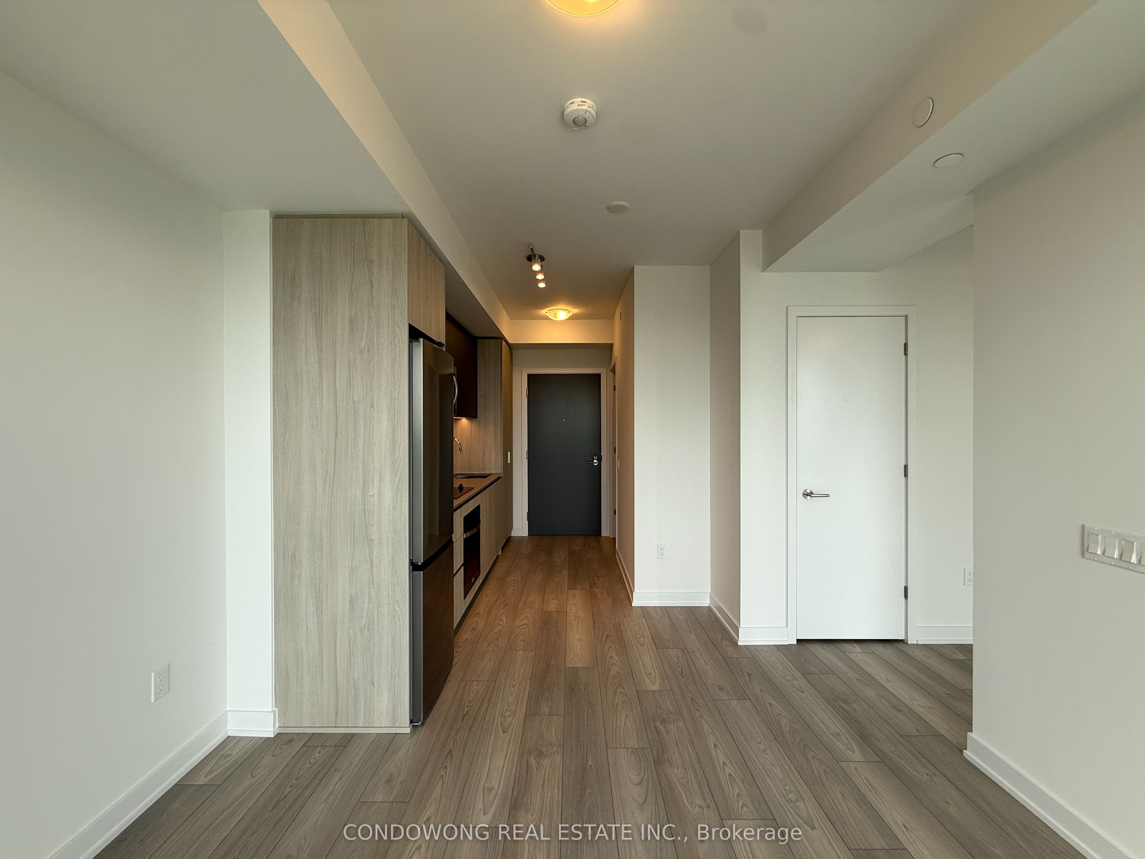 5858 Yonge Street 3211, Toronto, ON M2M 0C6 photo 2