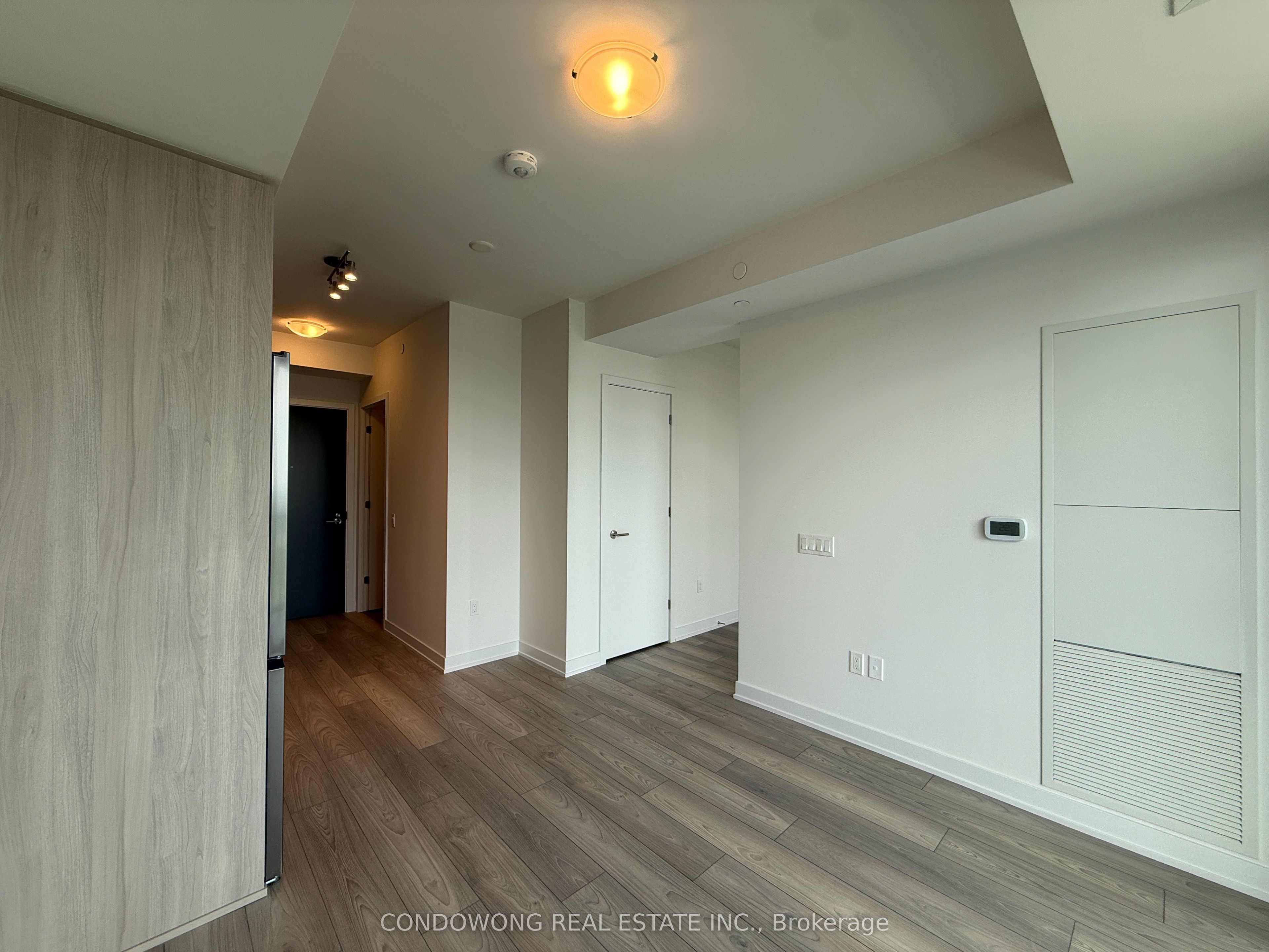 5858 Yonge Street 3211, Toronto, ON M2M 0C6 photo 3