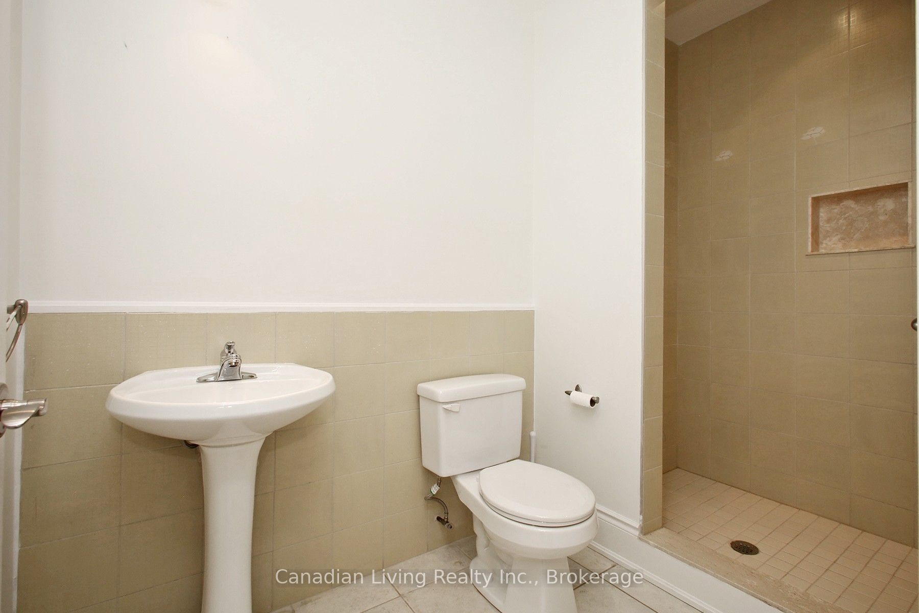 374 Glengarry Avenue, Toronto, ON M5M 1E8 photo 4