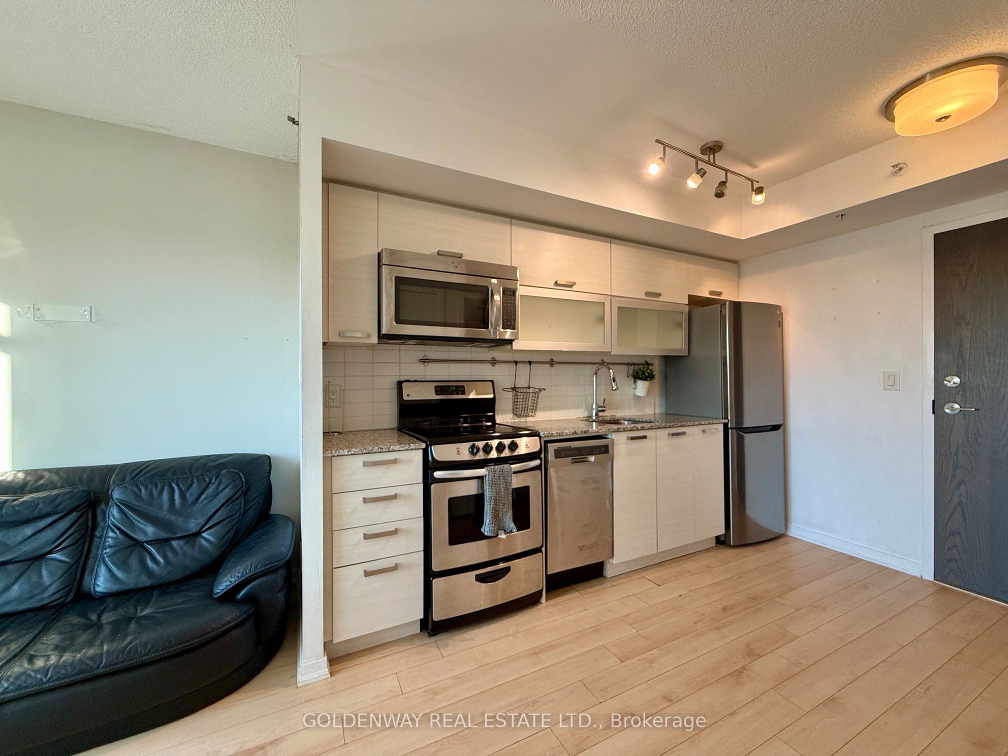 68 Abell Street 733, Toronto, ON M6J 0B1 photo 4