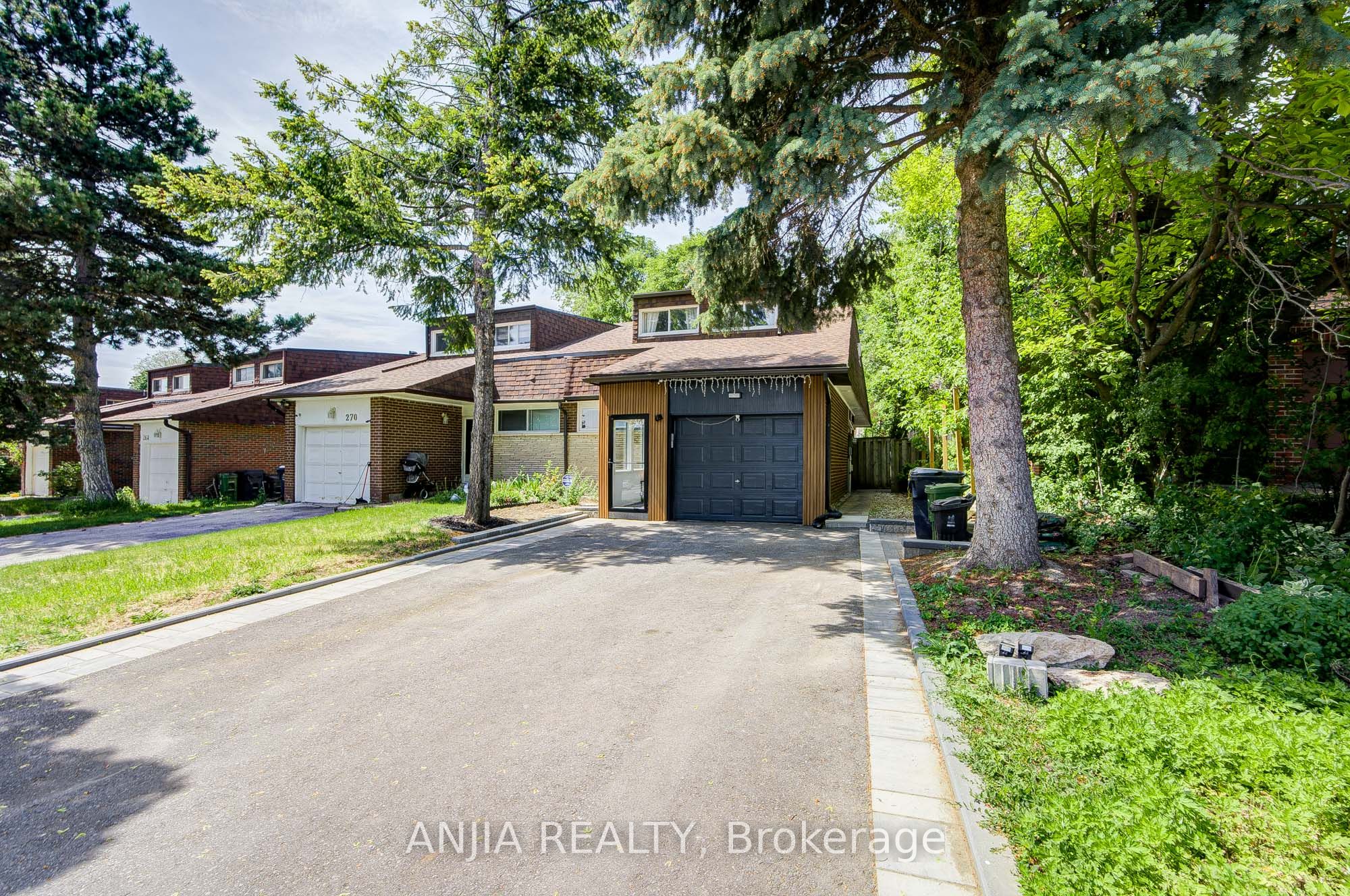 272 McNicoll Avenue, Toronto, ON M2H 2C7