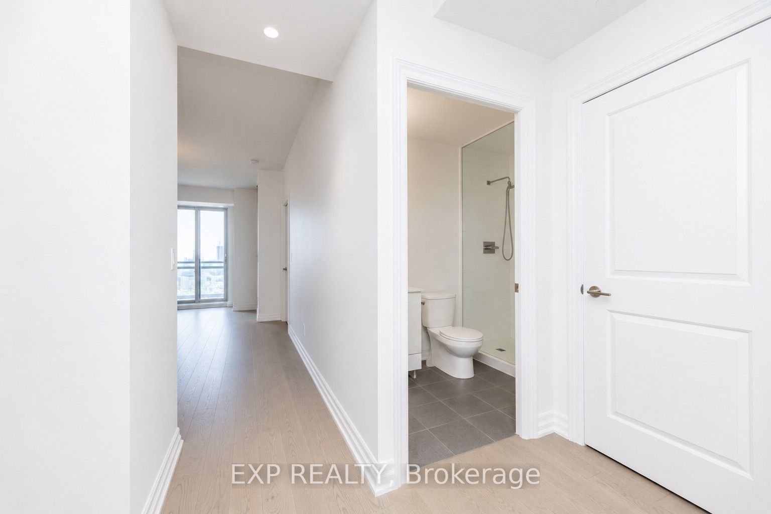 225 Sackville Street 1306, Toronto, ON M5A 3H1 photo 3