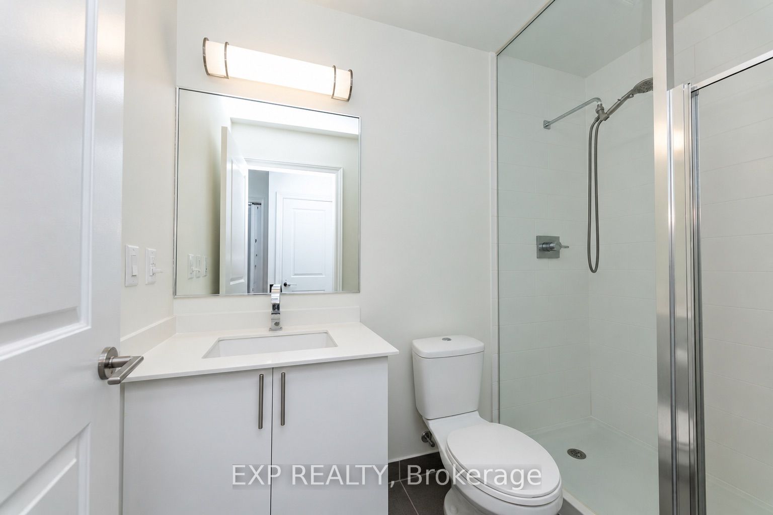 225 Sackville Street 1306, Toronto, ON M5A 3H1 photo 5