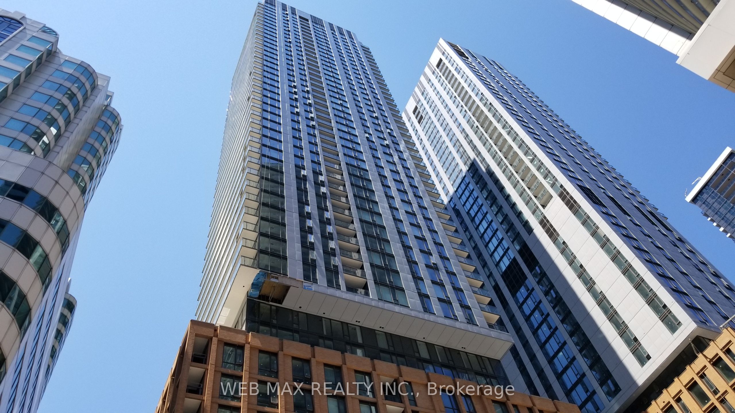 8 Widmer Street 1207, Toronto, ON M5V 0W6