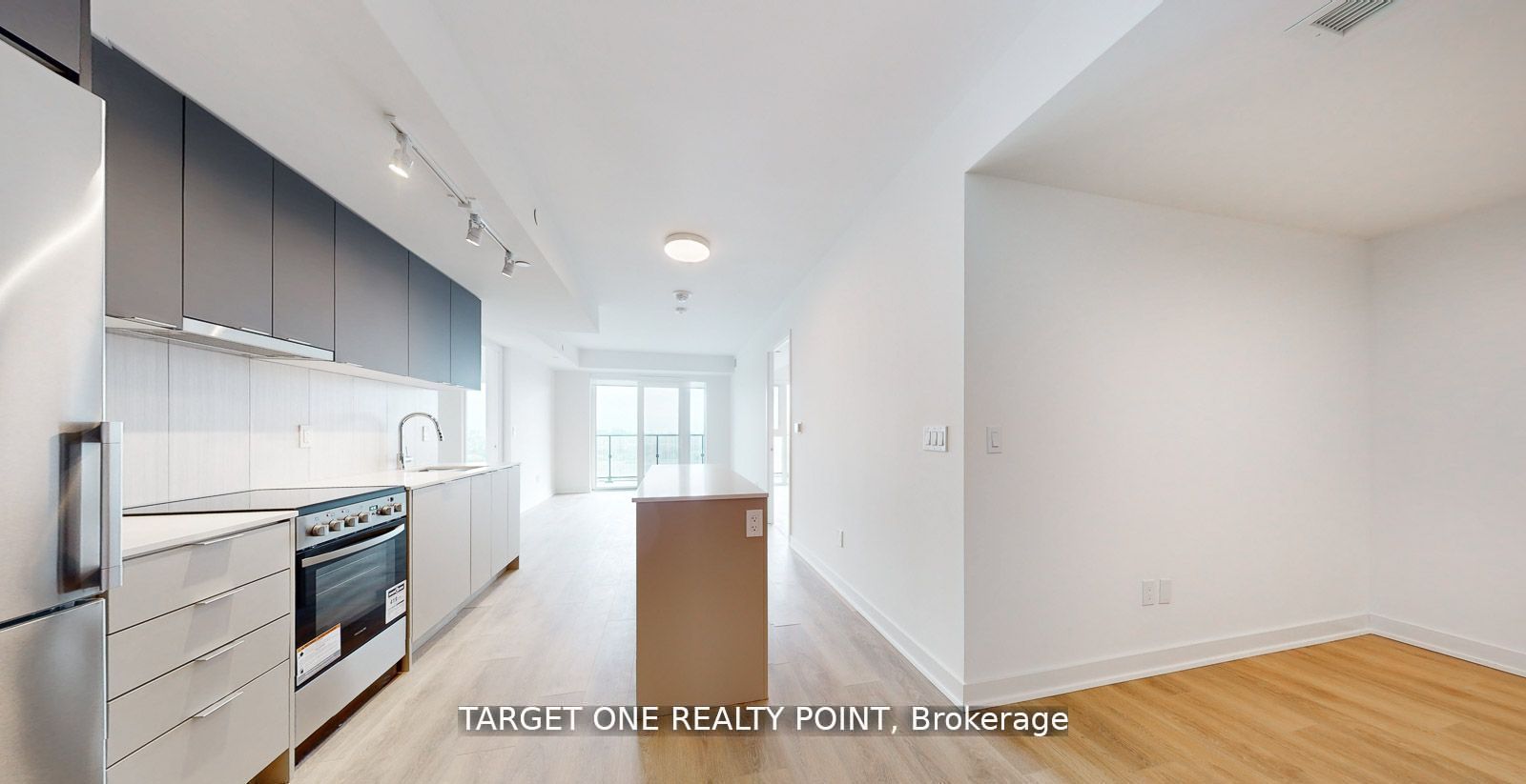 8 Tippett Road 1006, Toronto, ON M3H 0E7 photo 4