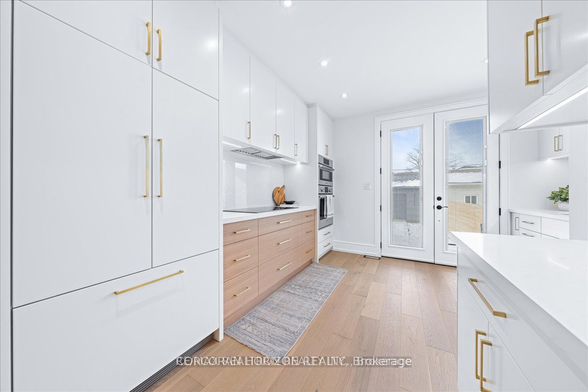 225 Christie Street, Toronto, ON M6G 3B5 photo 3