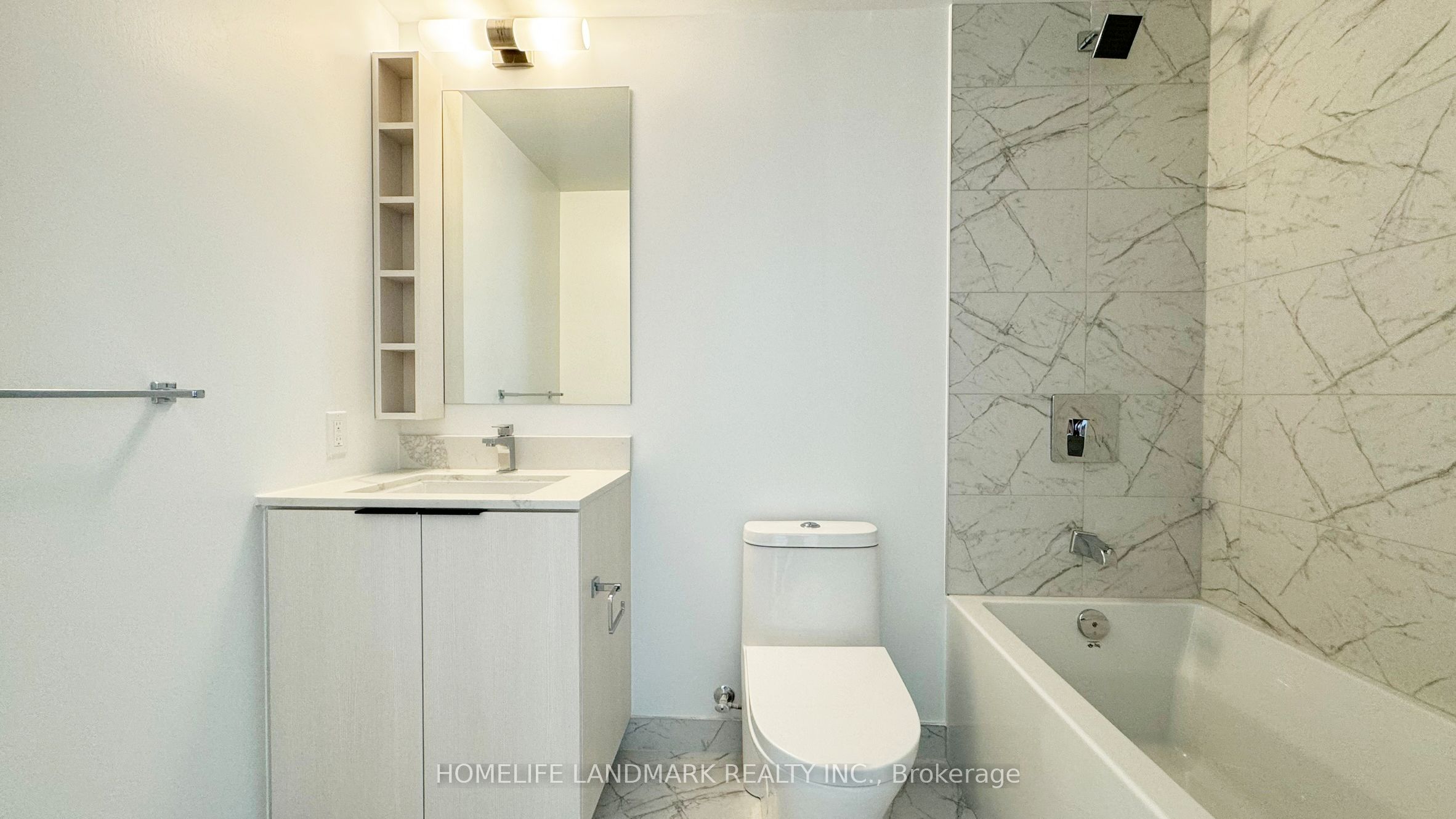 82 Dalhousie Street 4006, Toronto, ON M5B 1Y7 photo 2