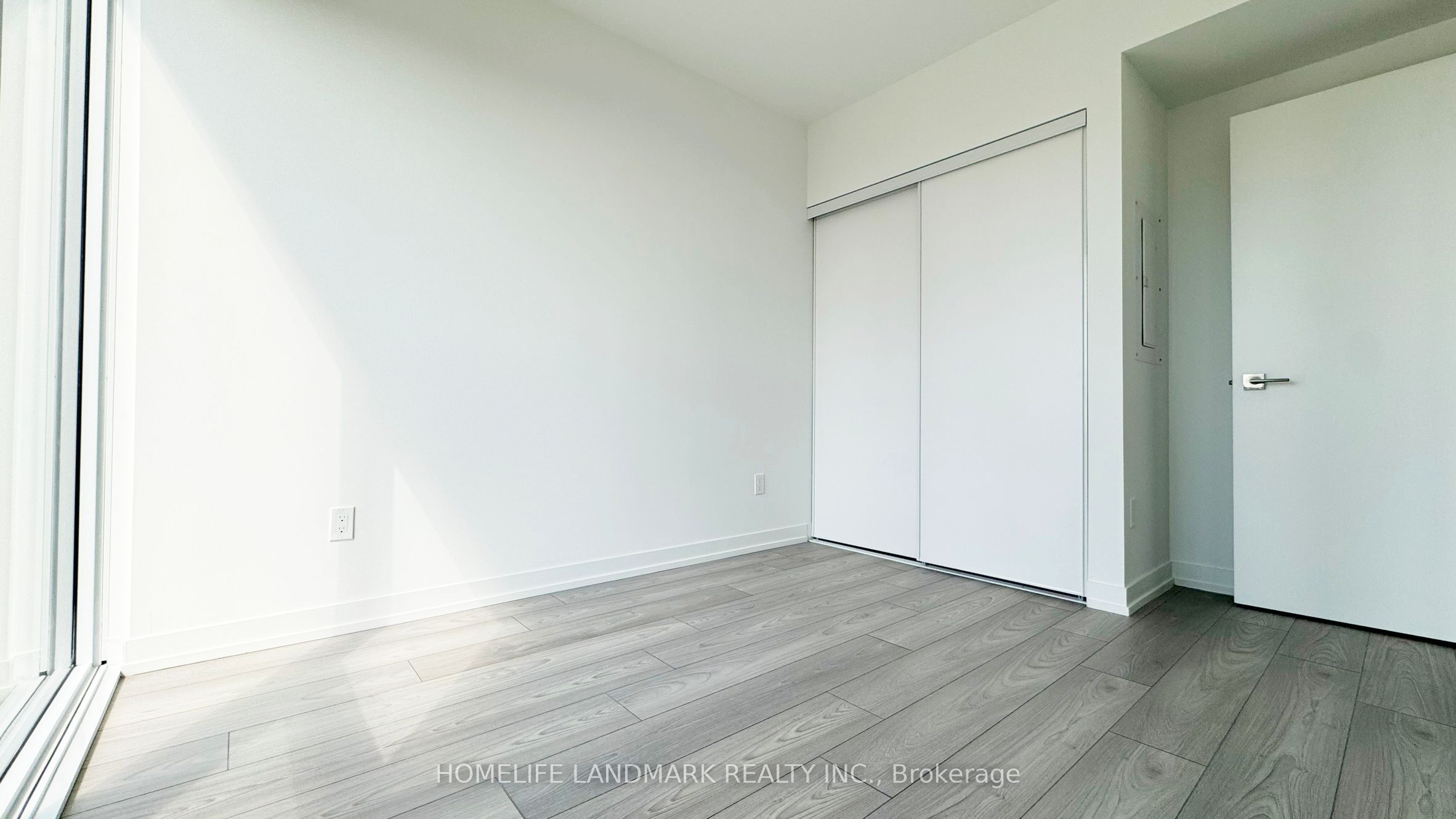82 Dalhousie Street 4006, Toronto, ON M5B 1Y7 photo 3