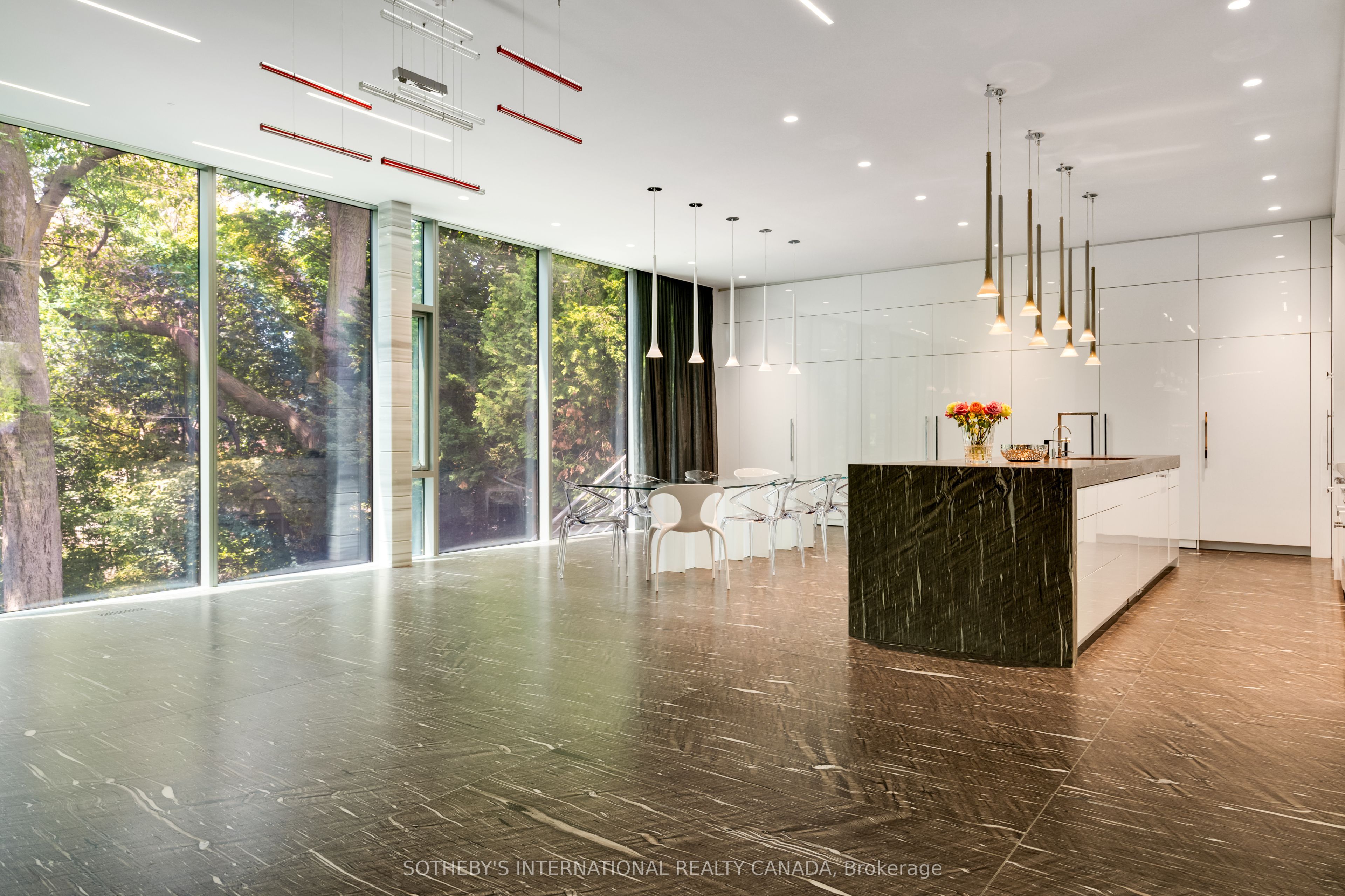 130 Riverview Drive, Toronto, ON M4N 3C8 photo 2