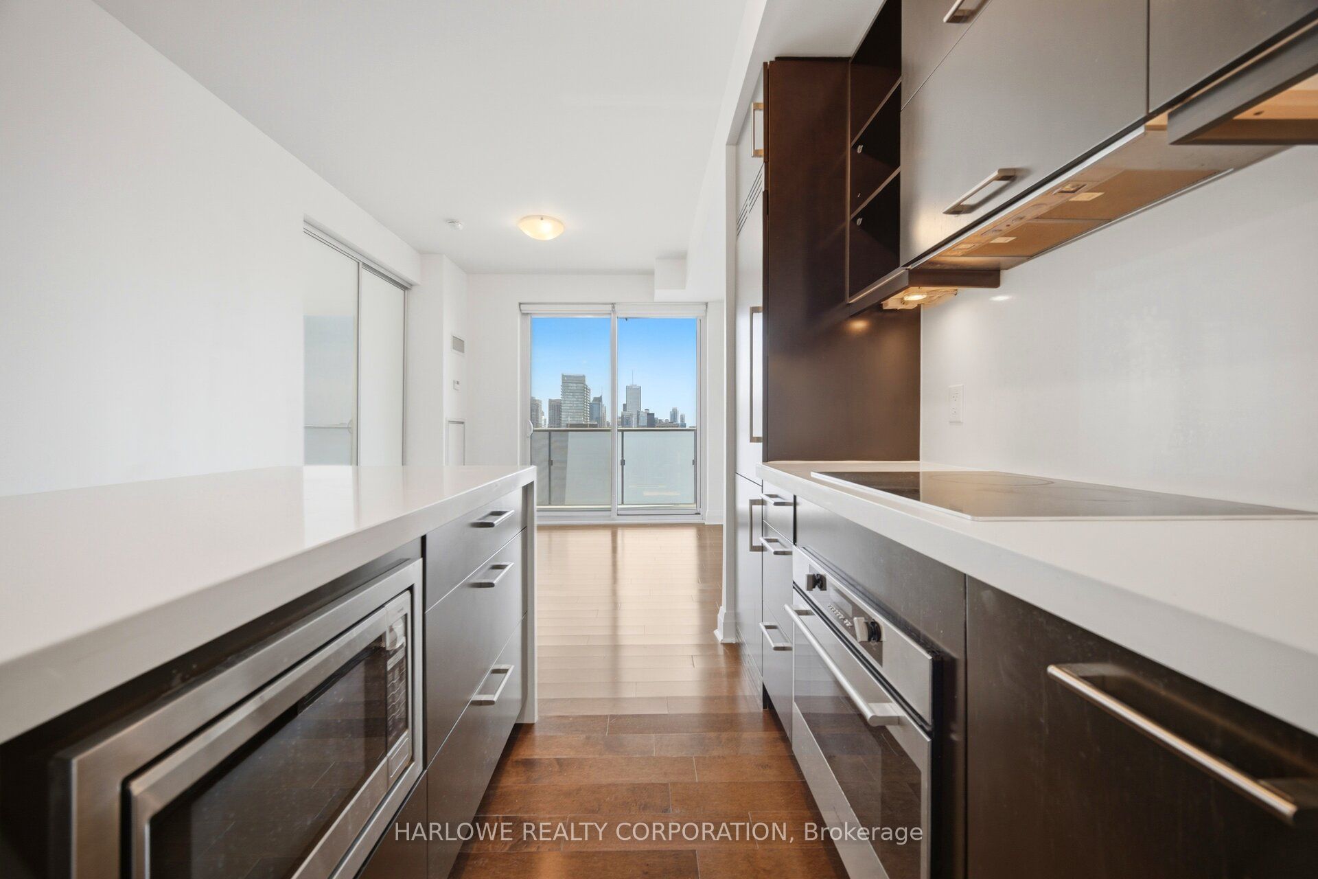 65 St Mary Street 3403, Toronto, ON M5S 0A6 photo 2