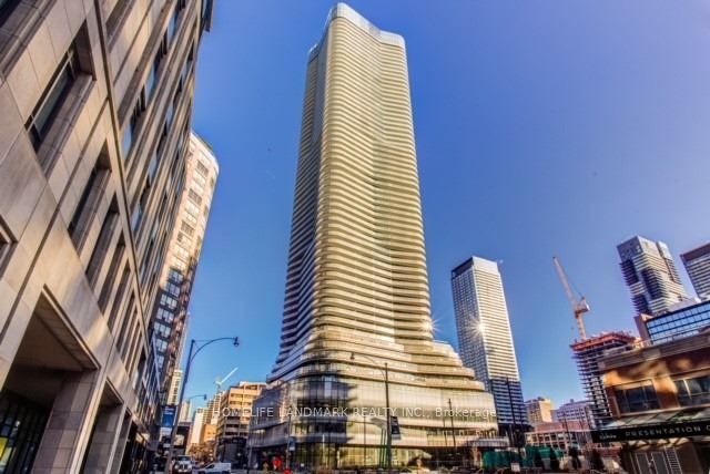 11 Wellesley Street W 3705, Toronto, ON M4Y 0G4