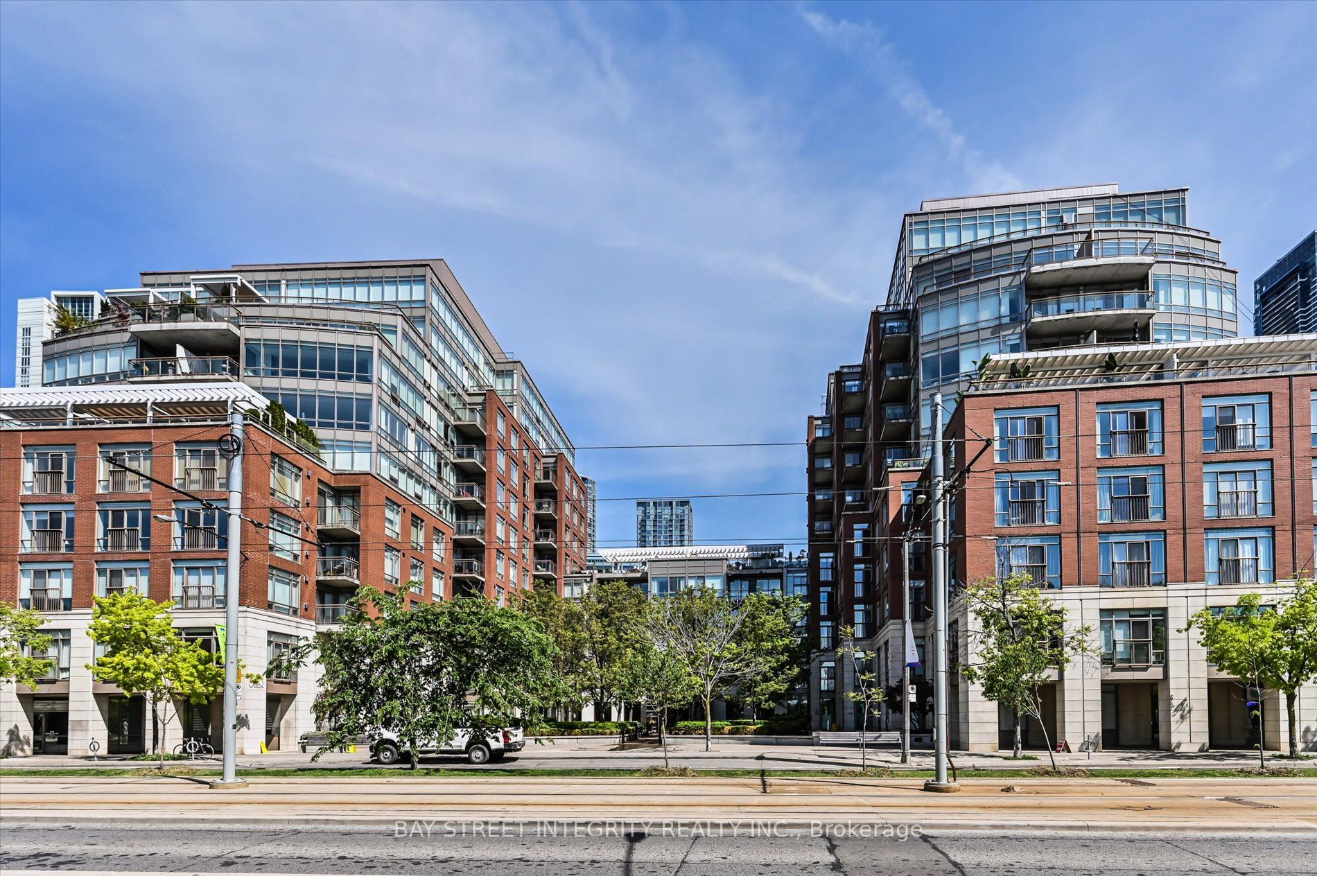 500 Queens Quay W 512W, Toronto C01, ON M5V 3K8