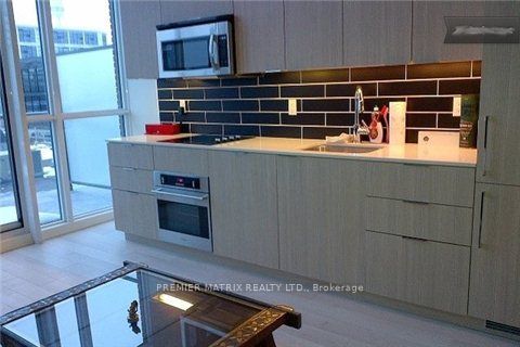 5 Hanna Avenue 414, Toronto, ON M6K 1W8 photo 3